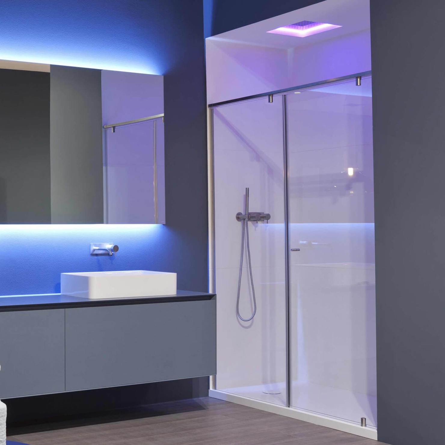 Display product Bilico from manufacturer antoniolupi