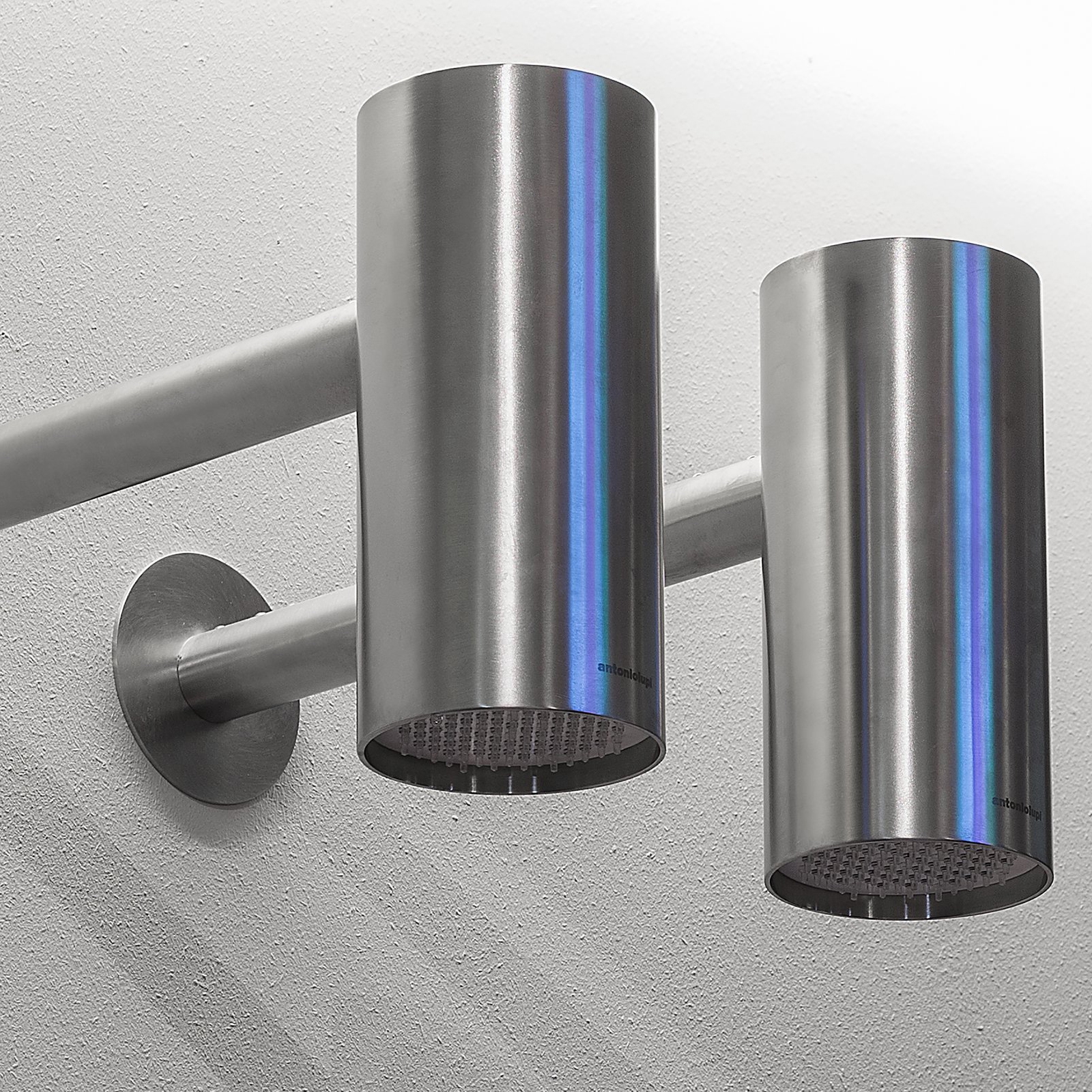 Display product Shawà from manufacturer antoniolupi