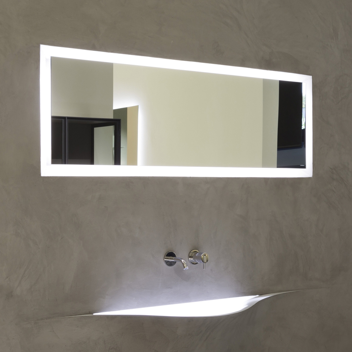 Display product Periplo from manufacturer antoniolupi