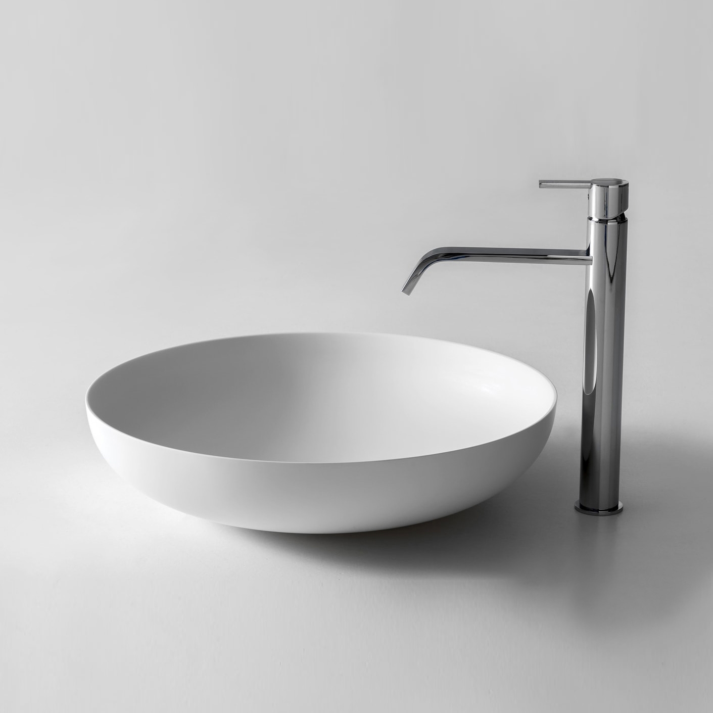 Display product Verso from manufacturer antoniolupi