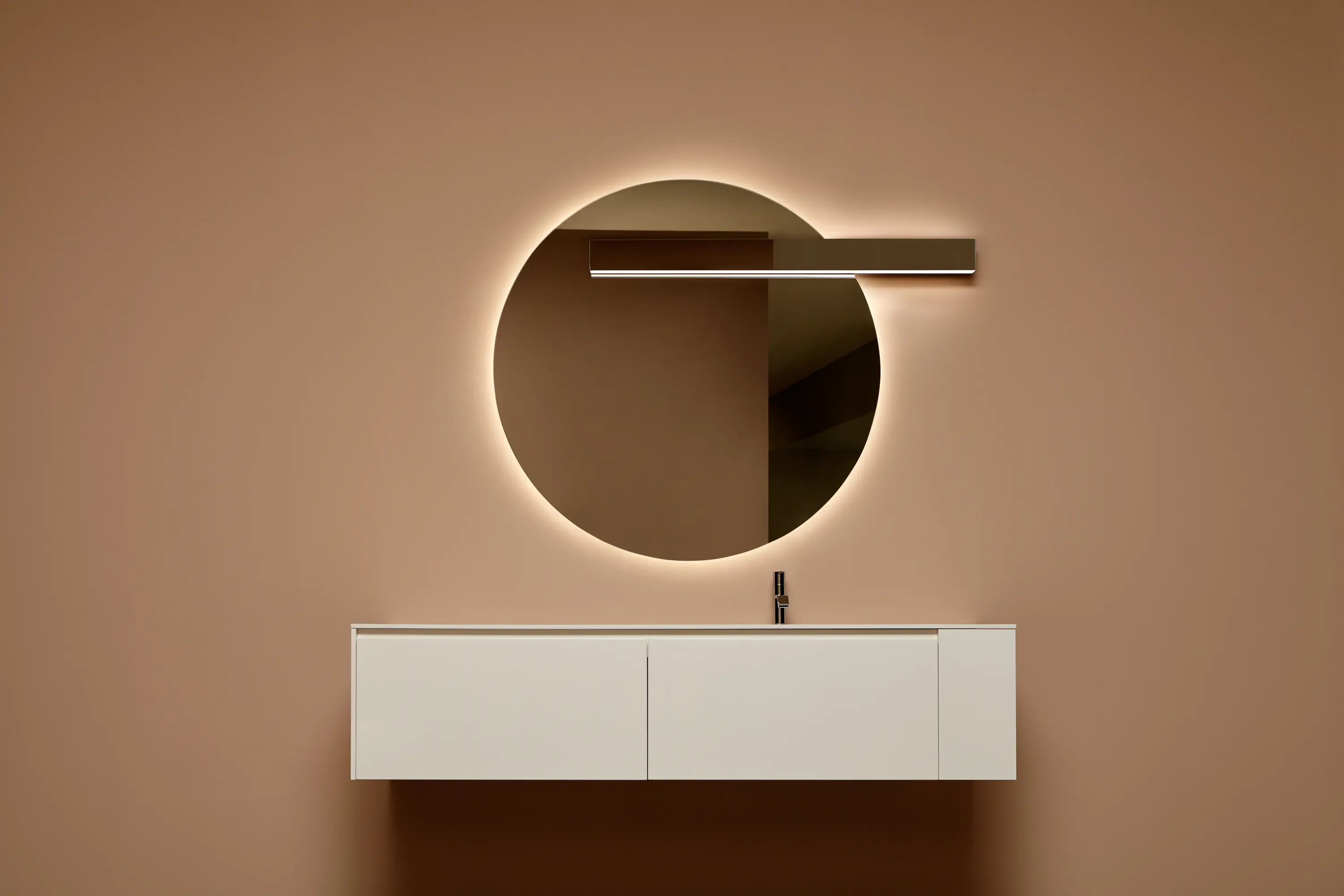 antoniolupi - Lucente