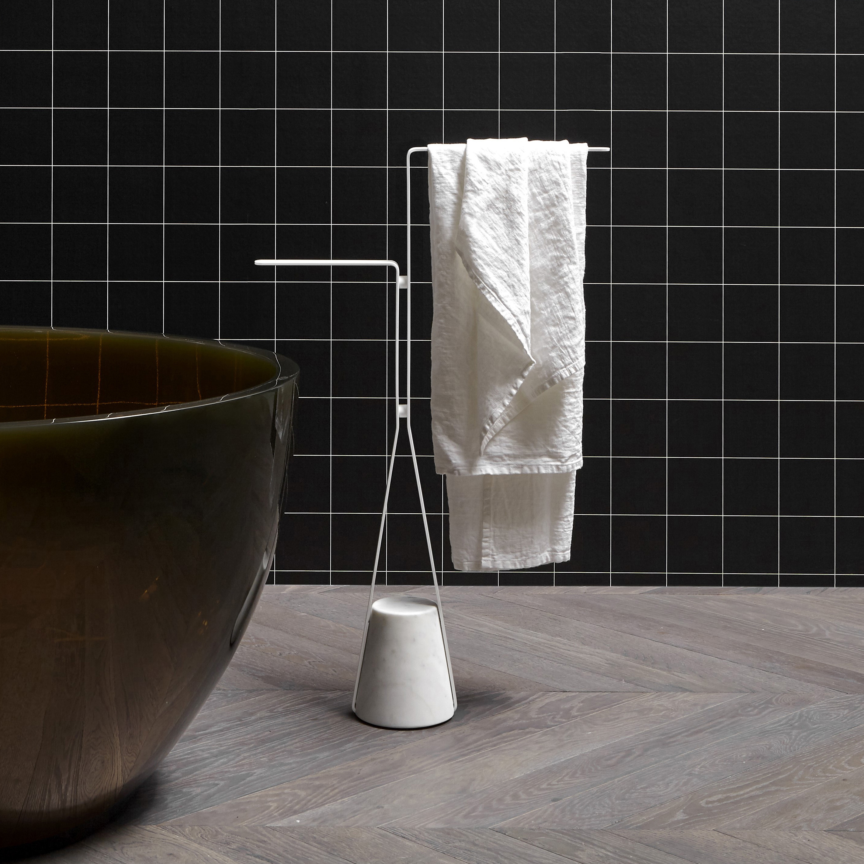 Display product Halo from manufacturer antoniolupi