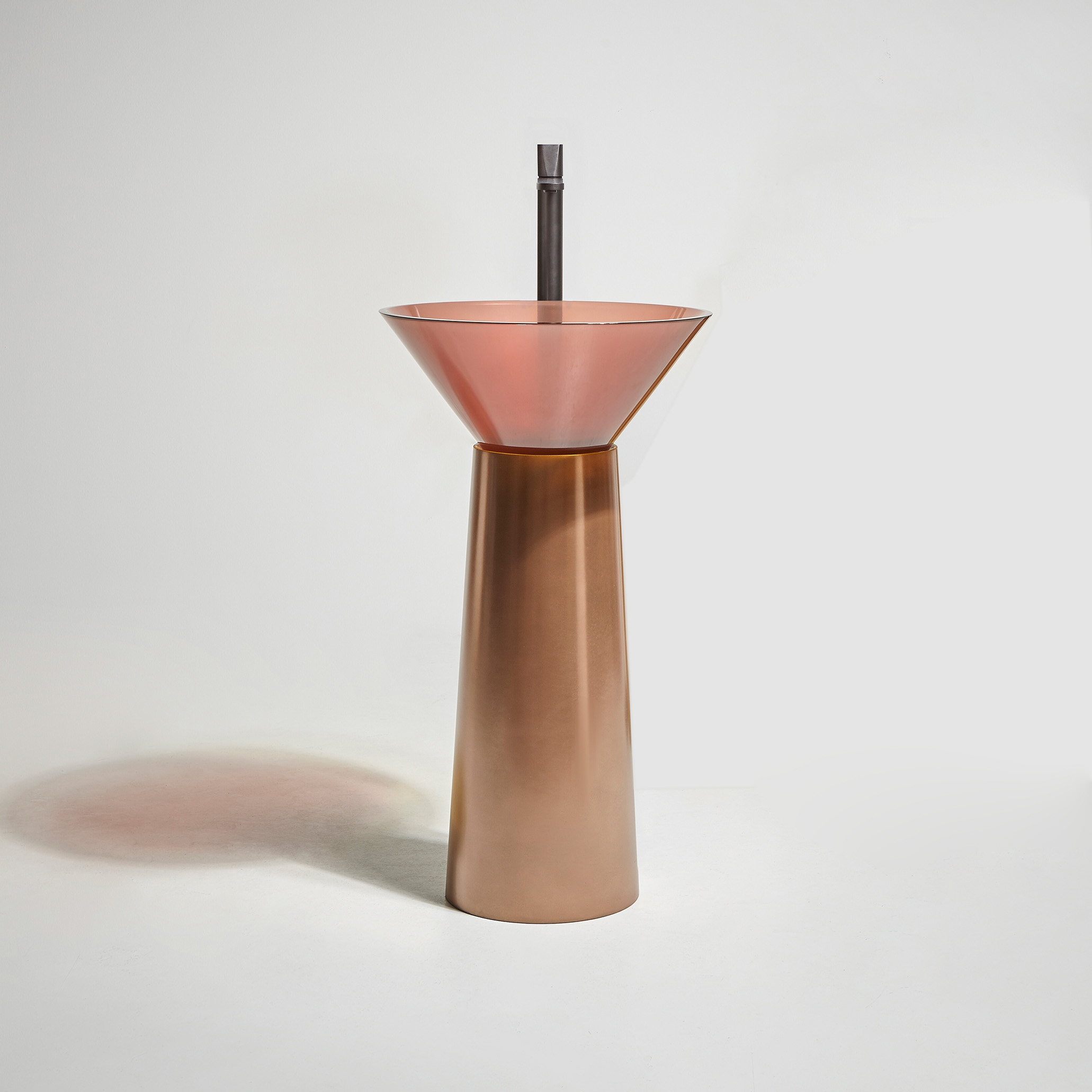Display product Albume from manufacturer antoniolupi
