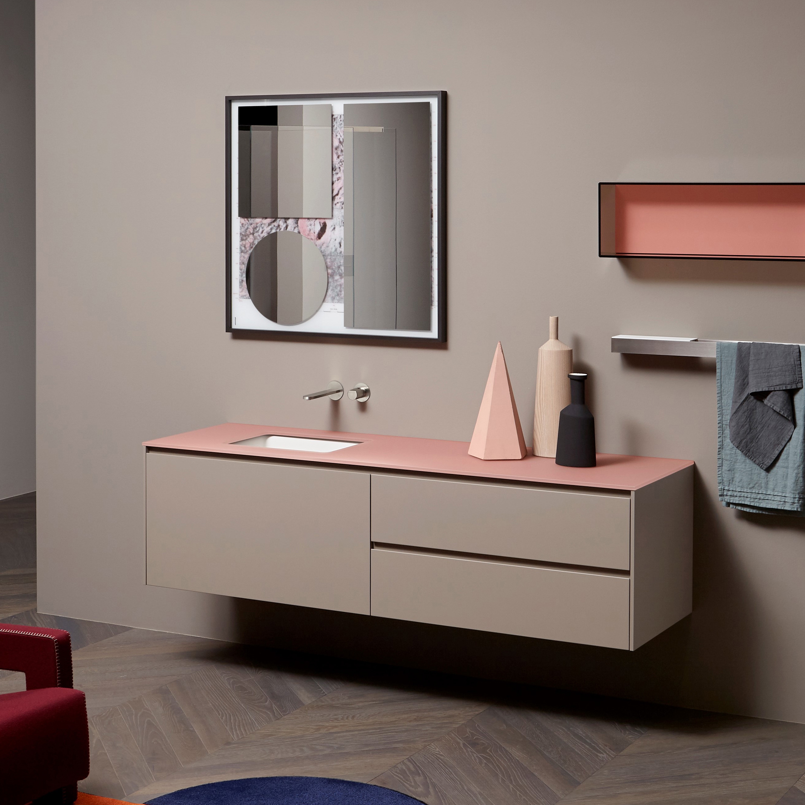 Display product Piana from manufacturer antoniolupi