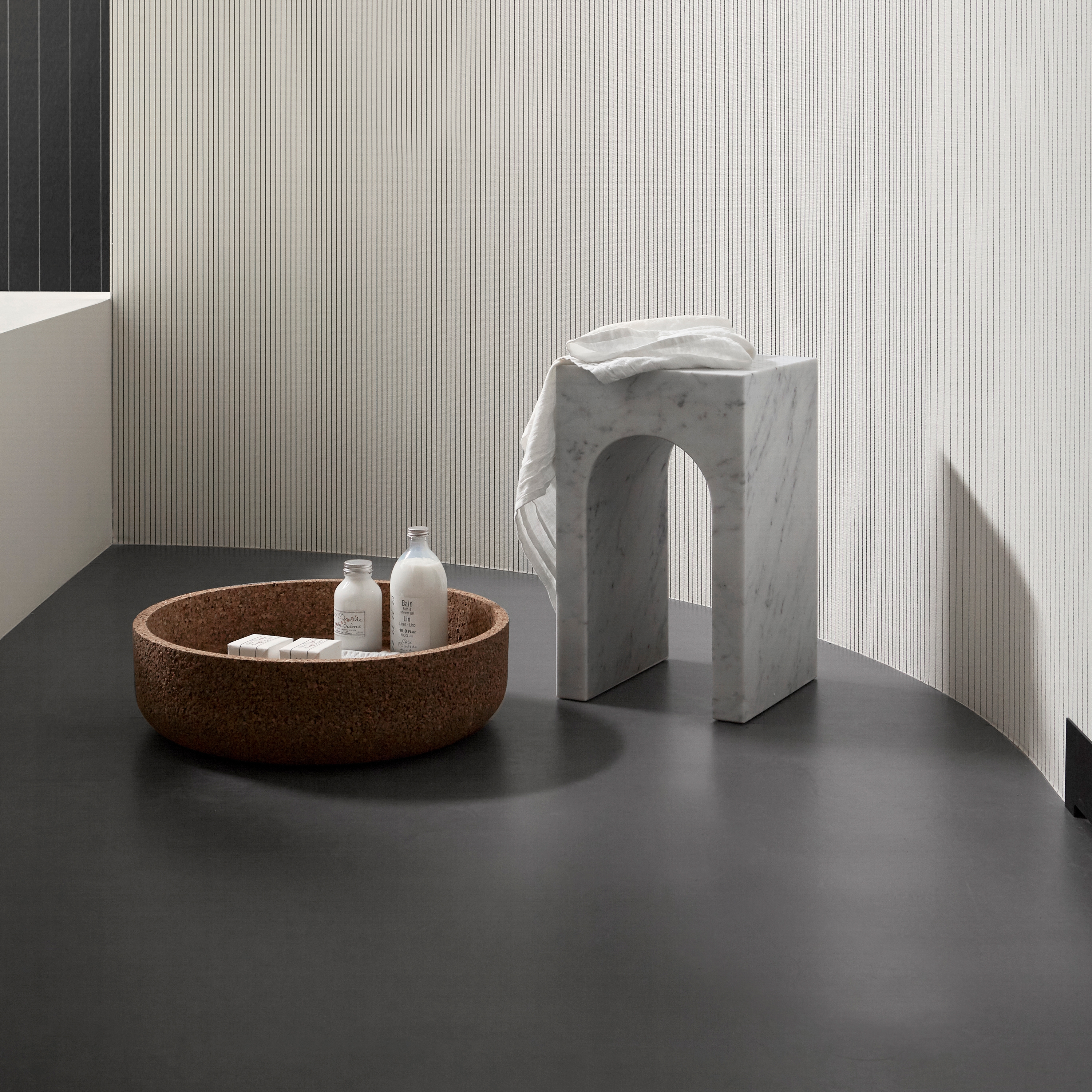 Display product Roma from manufacturer antoniolupi