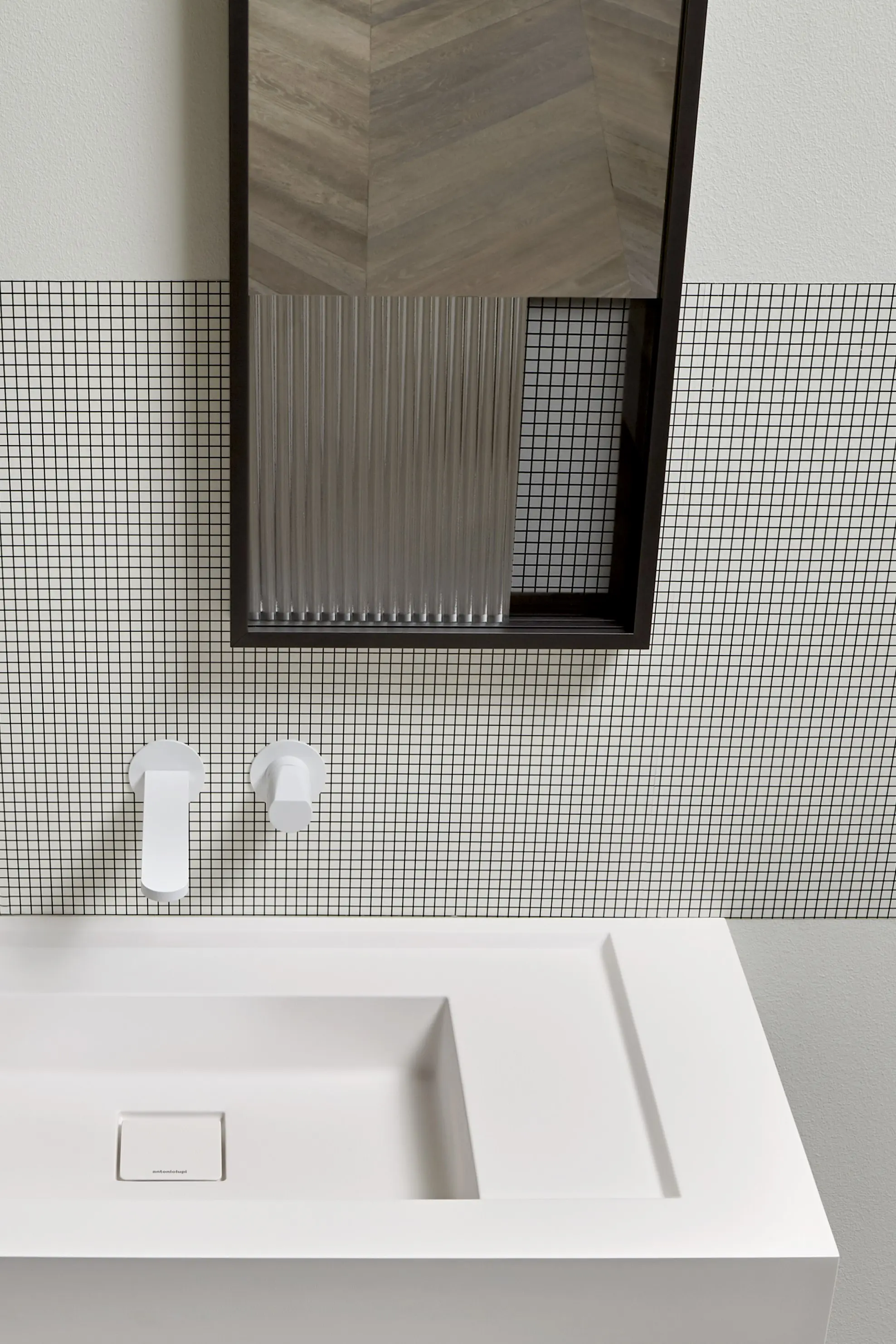 antoniolupi - Tratteggio Mirror