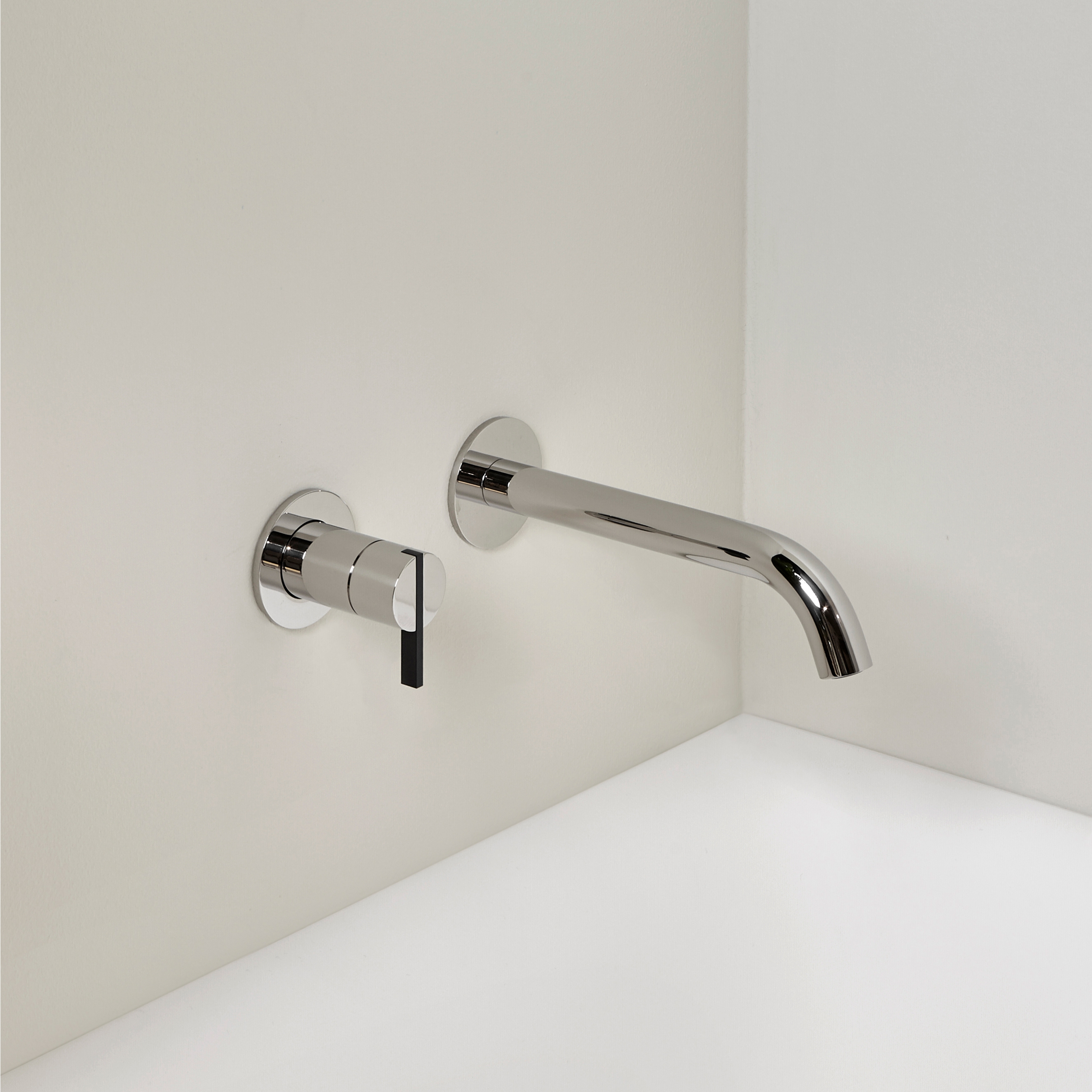 Display product Essentia from manufacturer antoniolupi