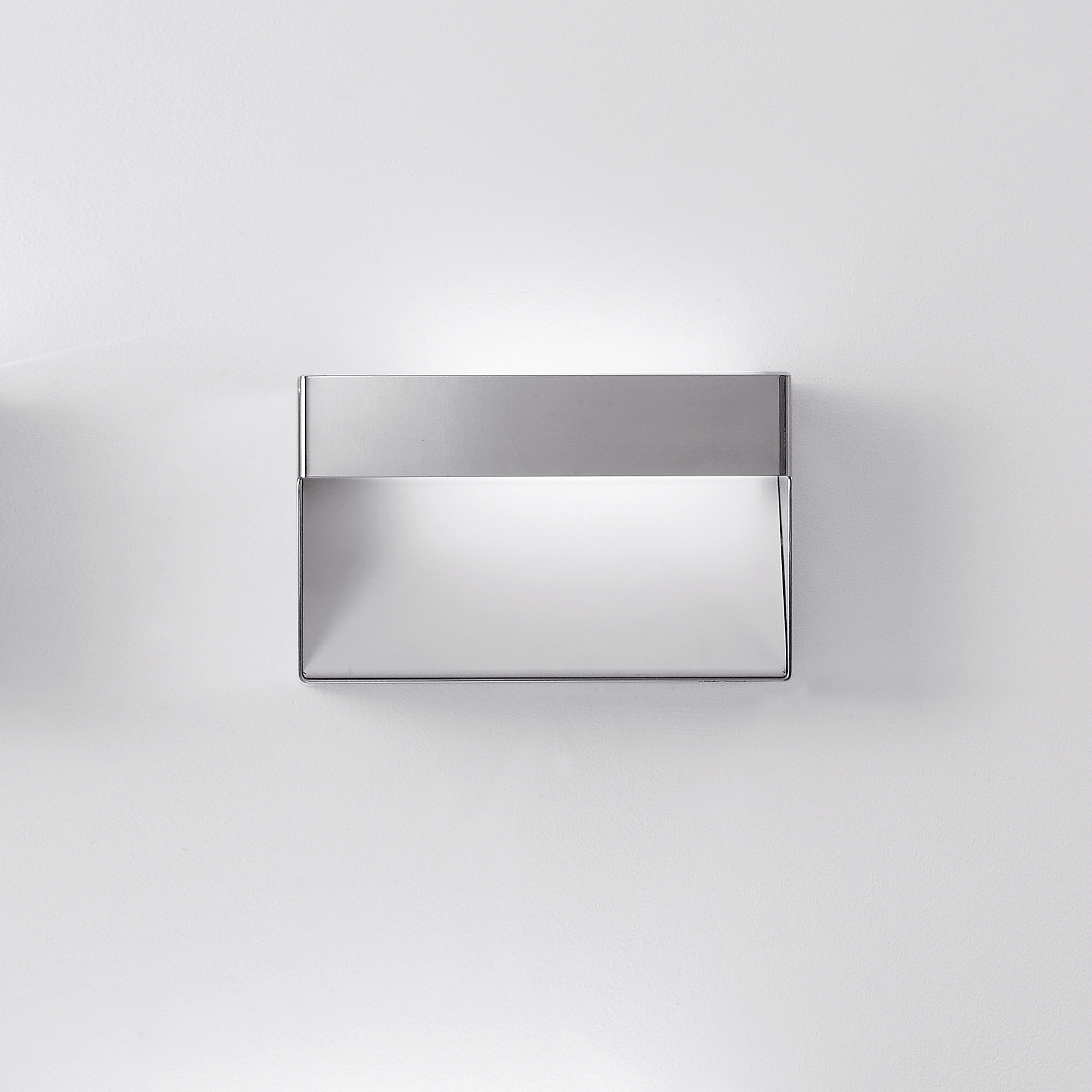 Mostra il prodotto 369 lamp del produttore Agape