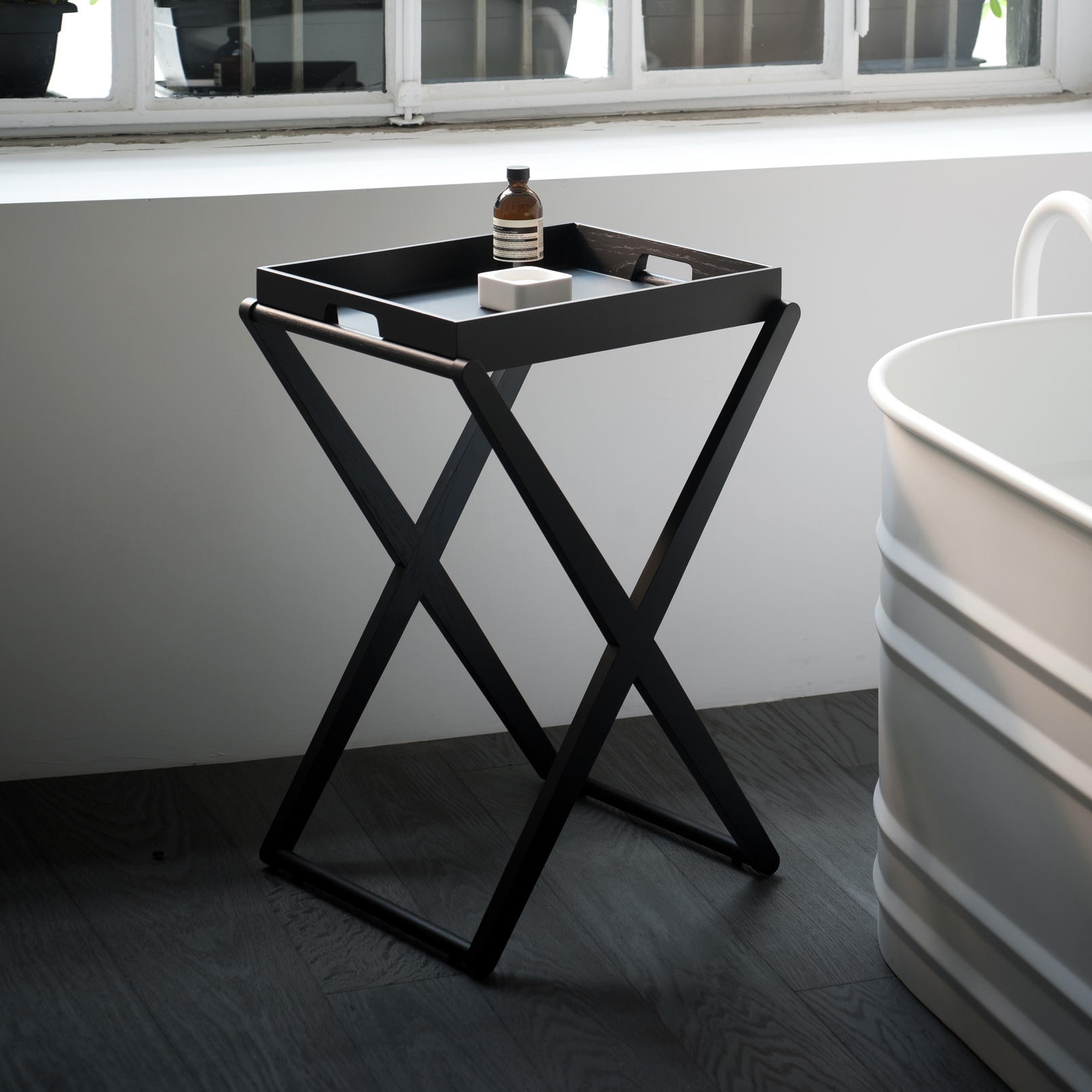 Display product X from manufacturer Agape