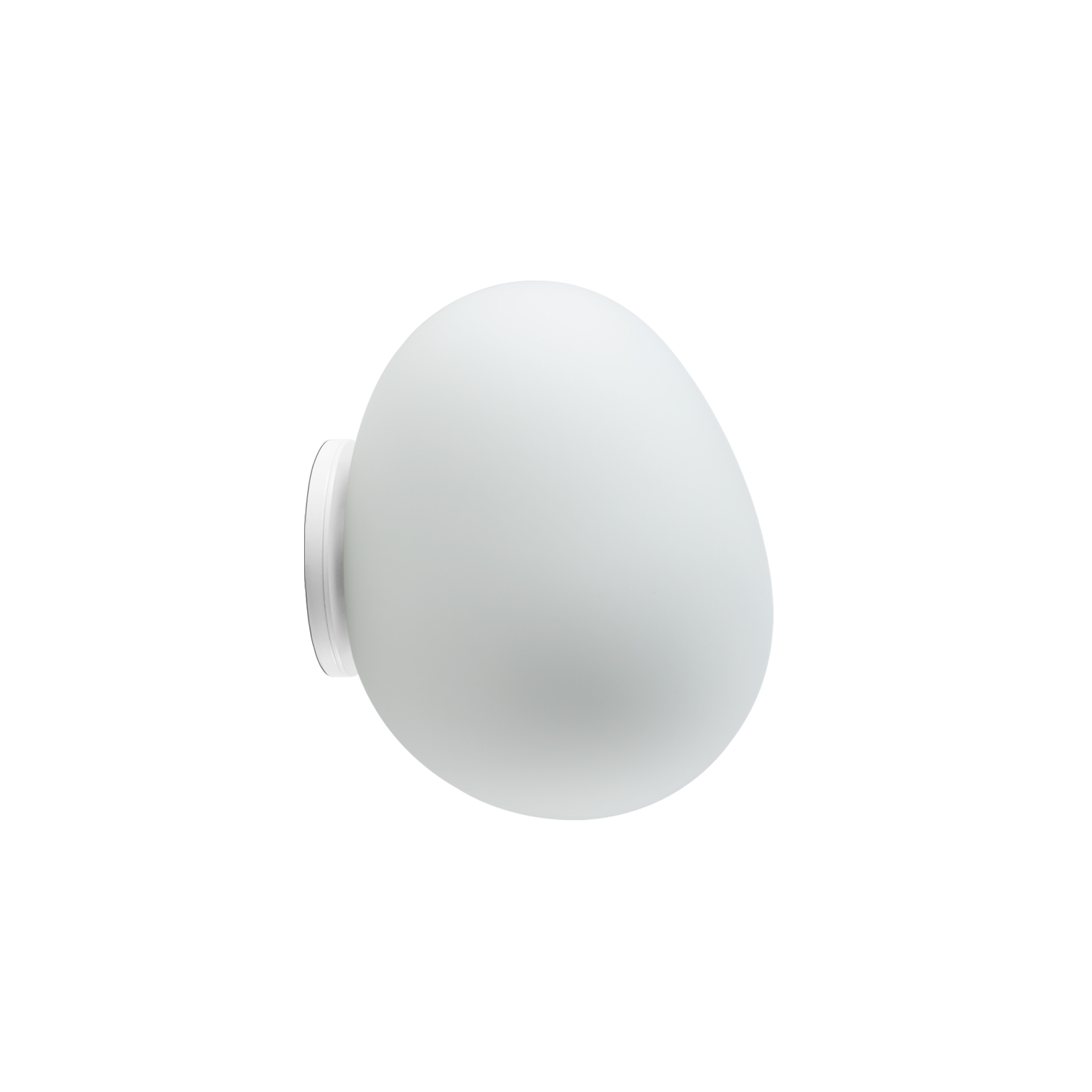 Display product Gregg small Mirror wall from manufacturer Foscarini