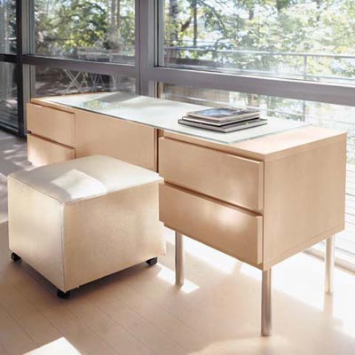 Display product Moduli writing desk from manufacturer Muurame