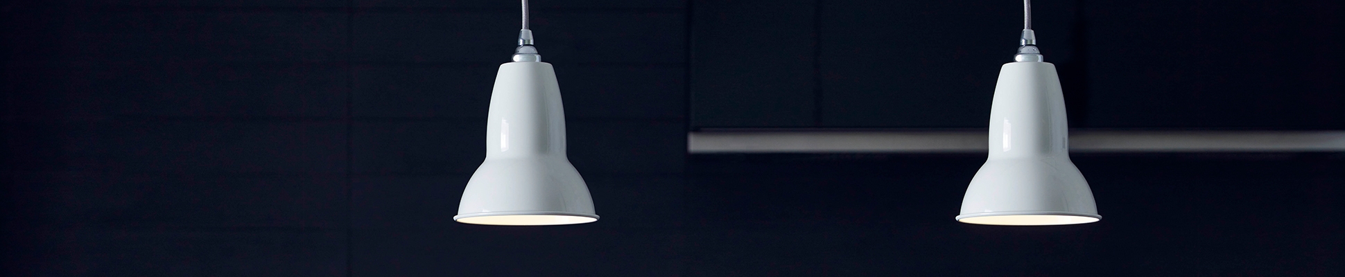 Discover the world of manufacturer Anglepoise