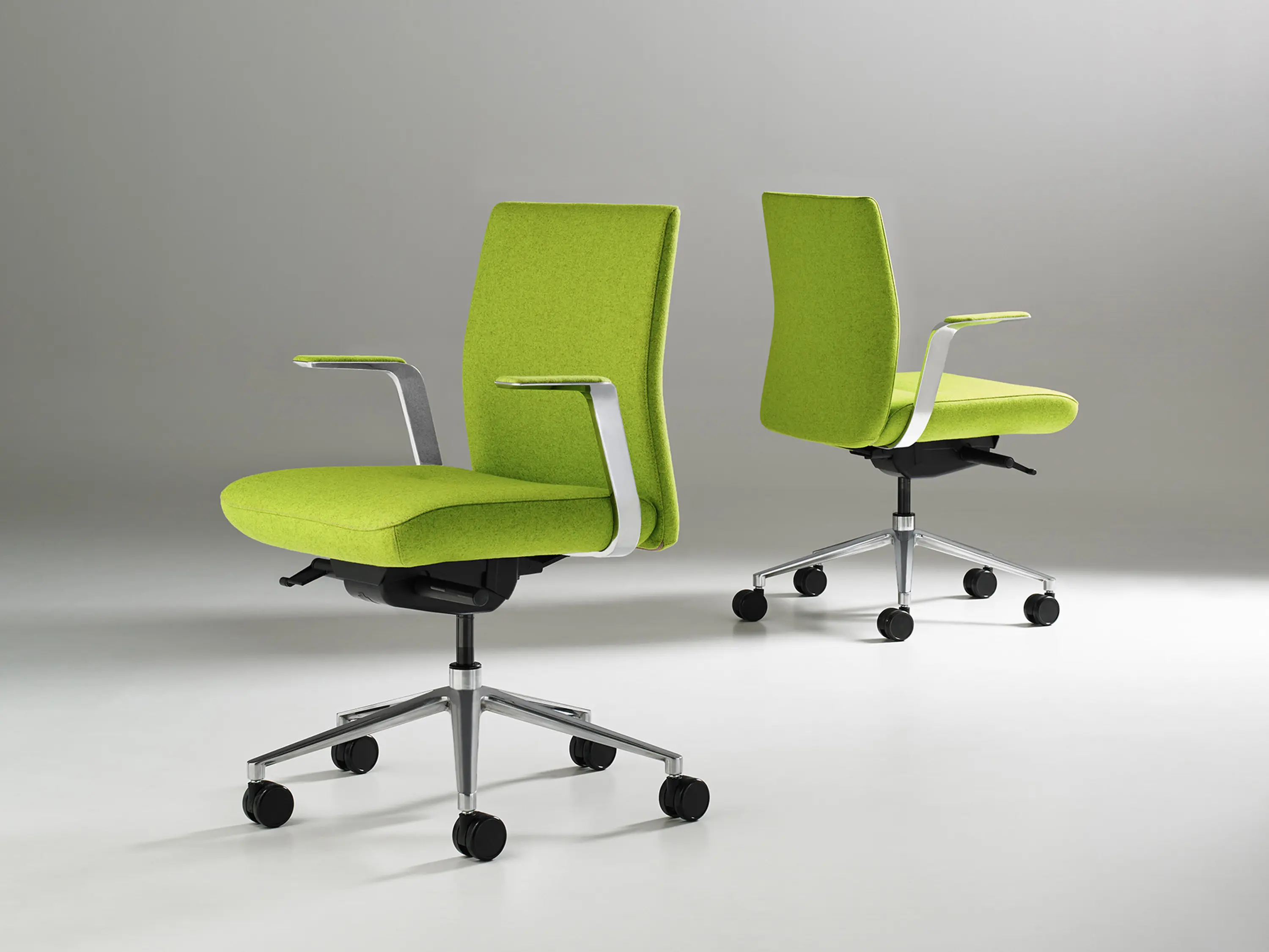 Bernhardt Design - Alta Mid Back