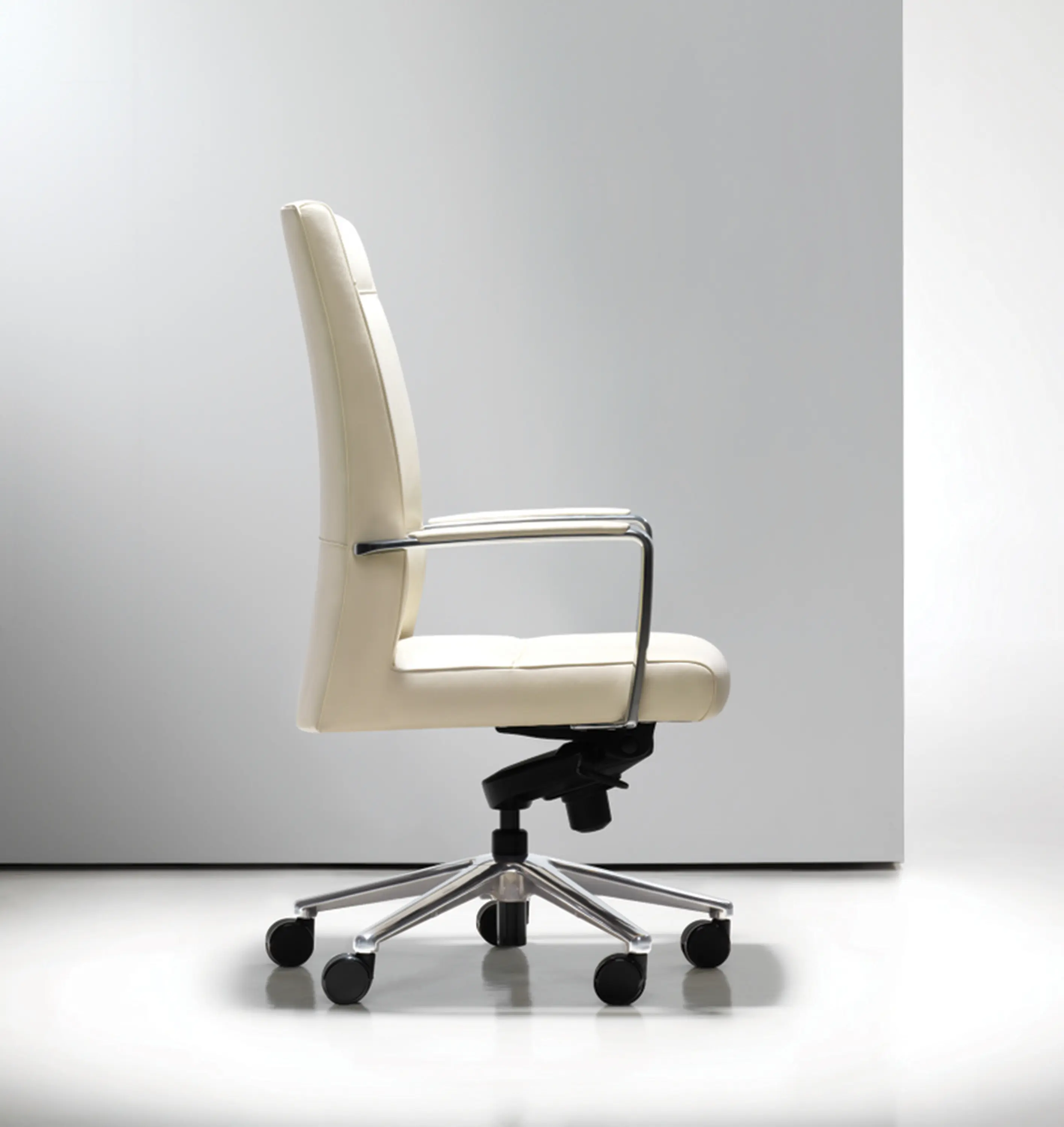 Bernhardt Design - Rice High Back