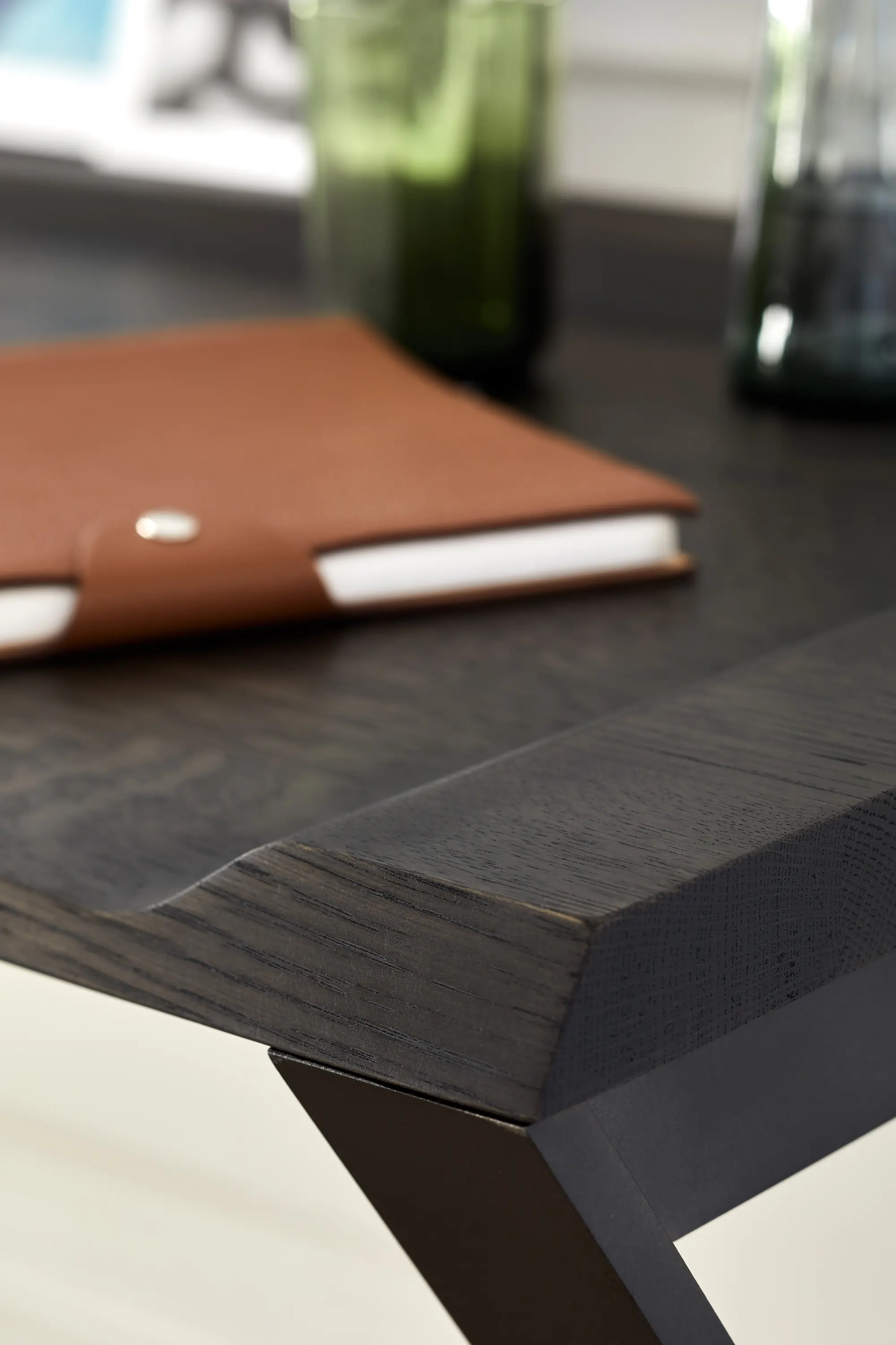 more - Lax | writing desk