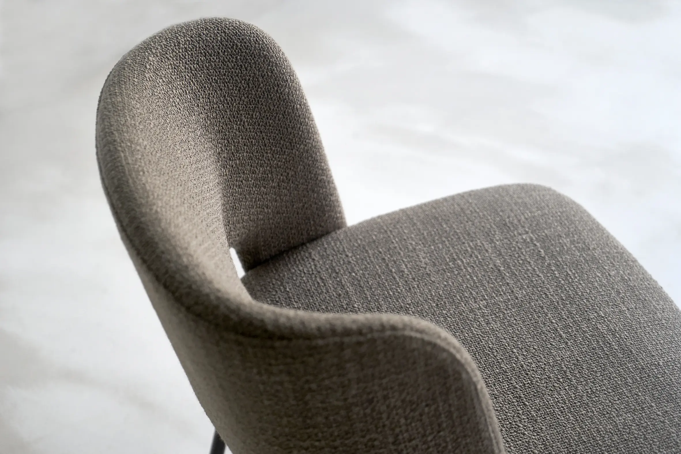 more - Harri | Chair
