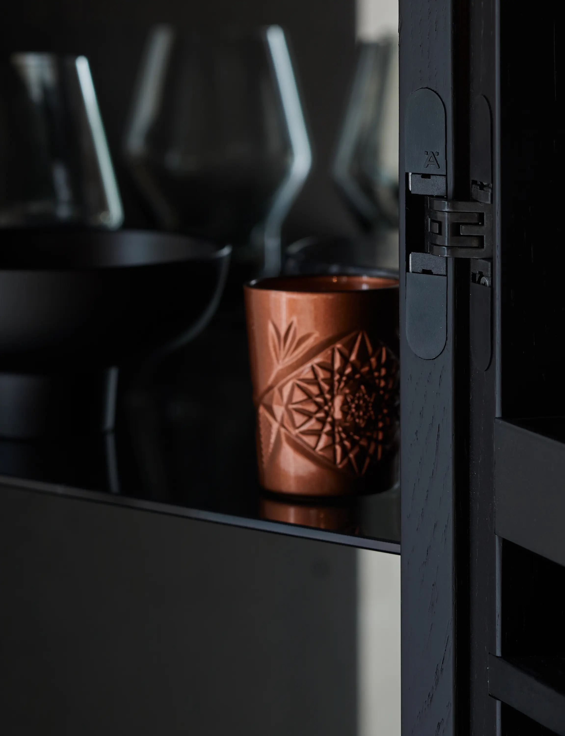 more - Harri | Barschrank