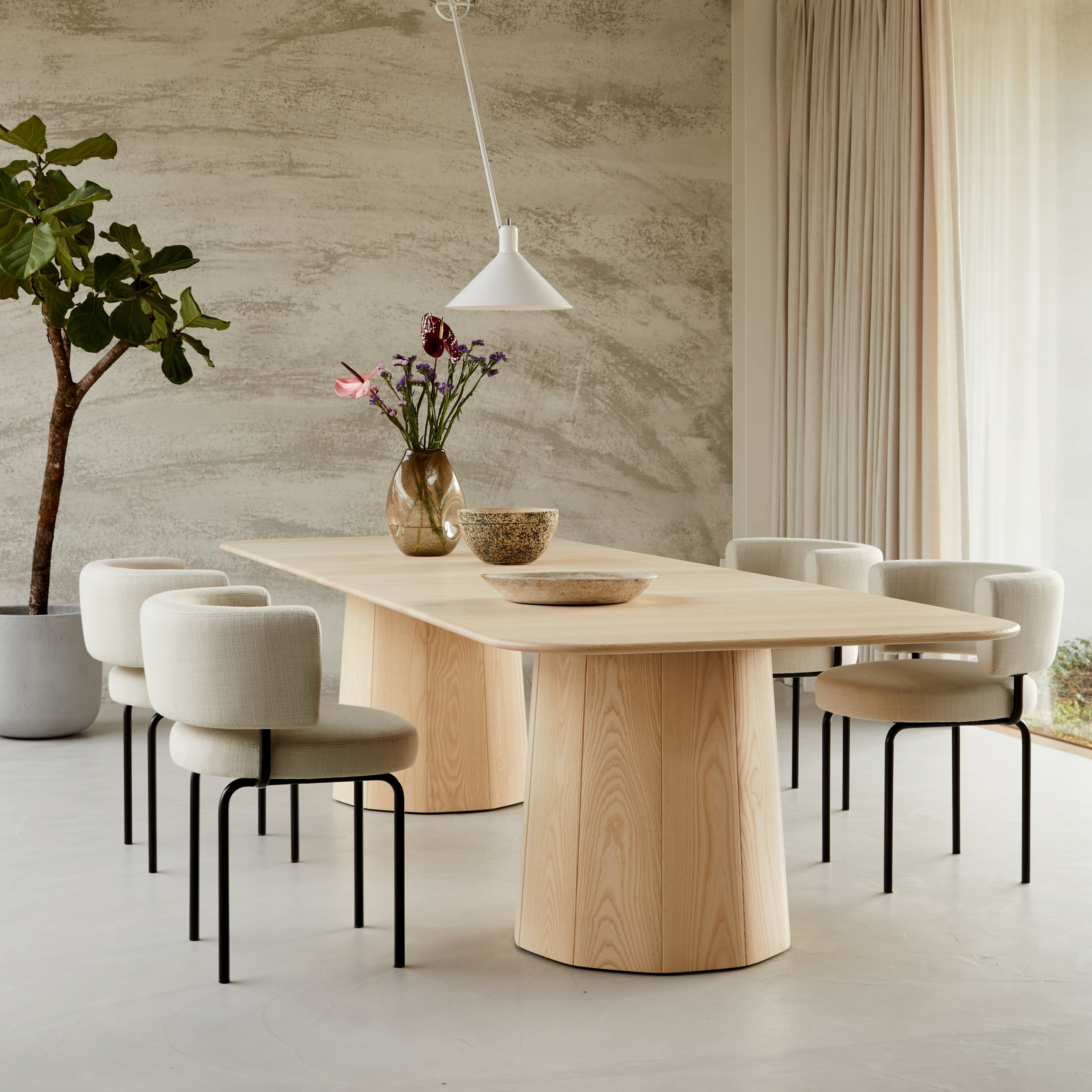 Mostra il prodotto Eeva I table del produttore more