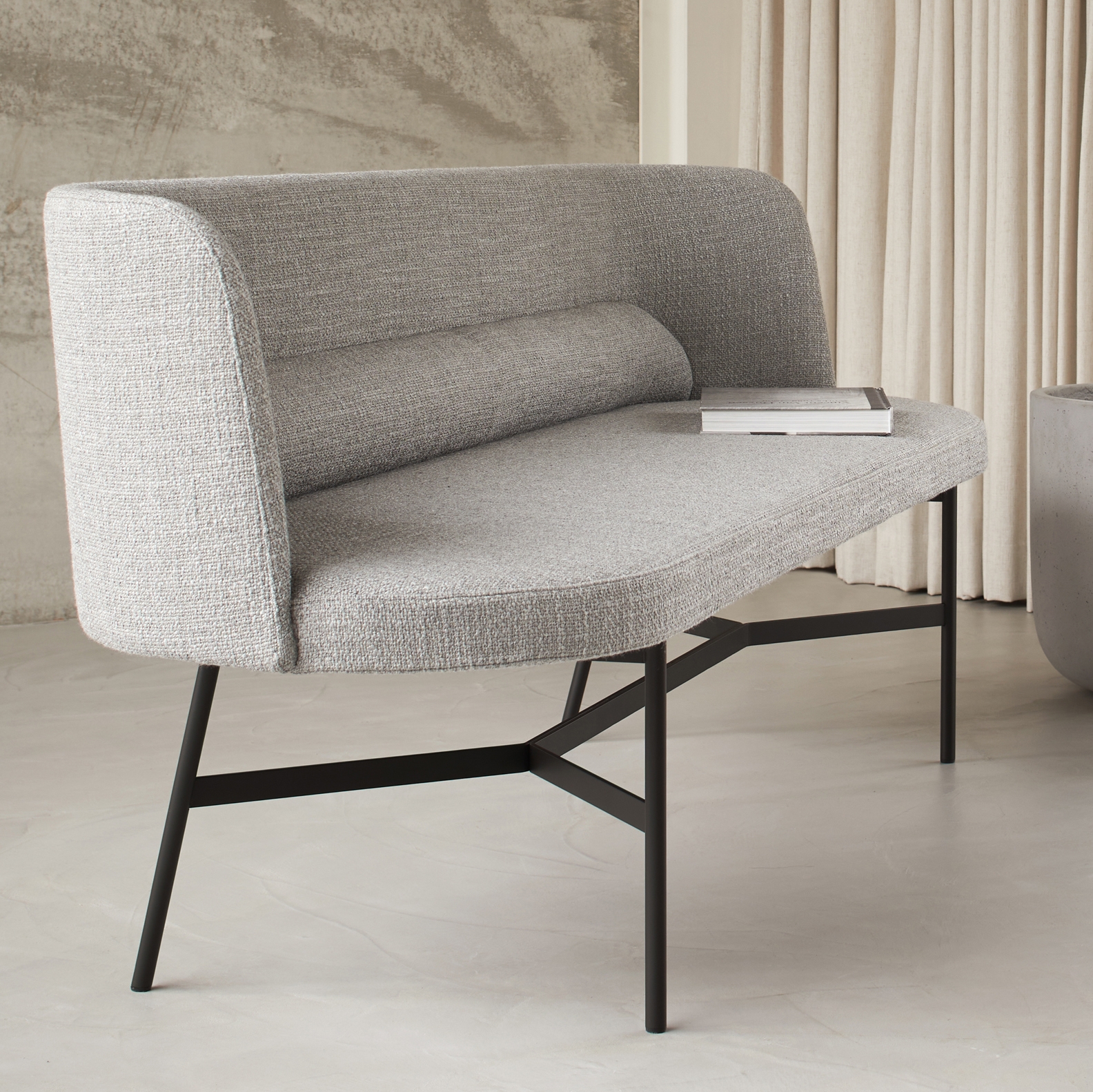 Display product Harri I bench from manufacturer more