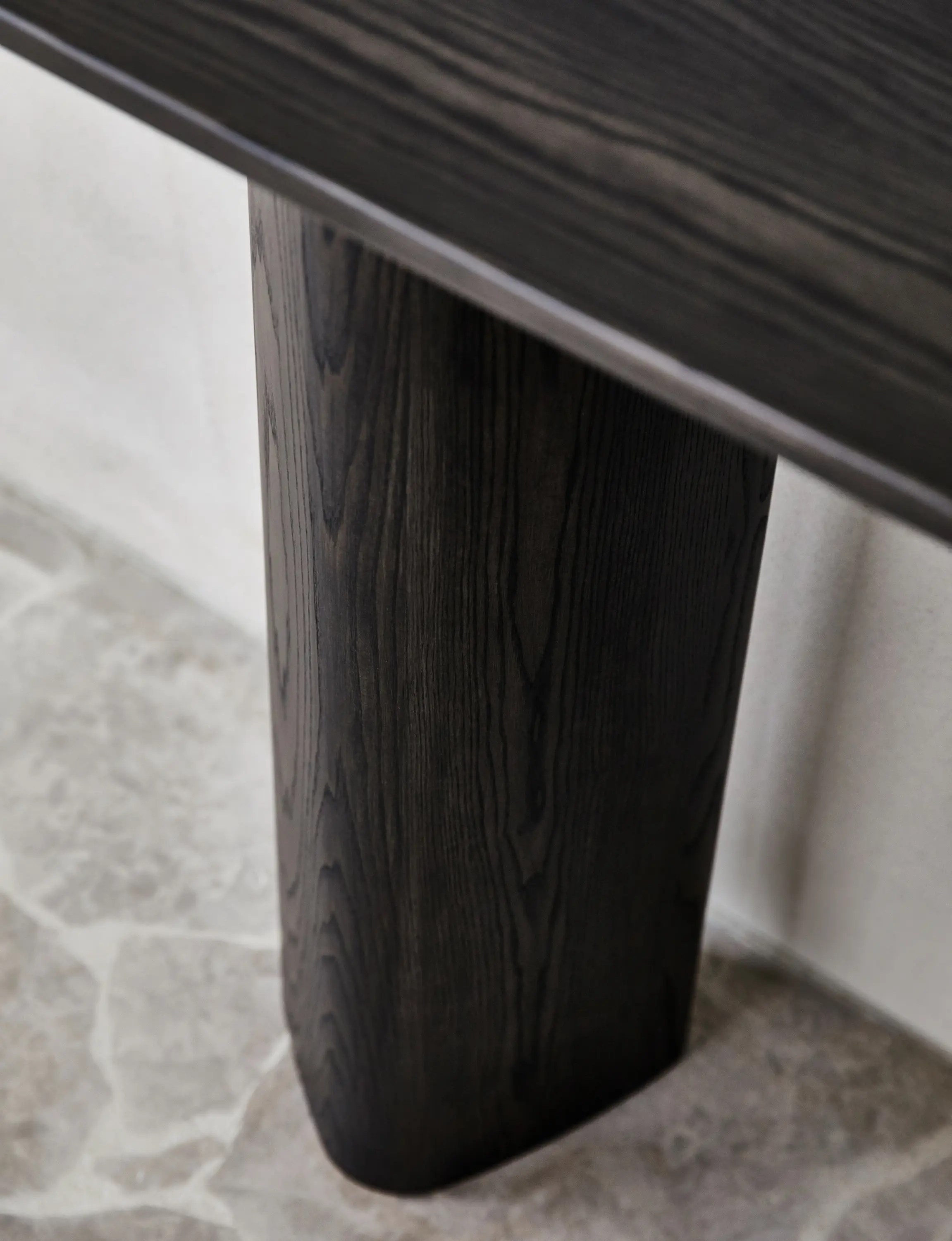 more - Oso I console