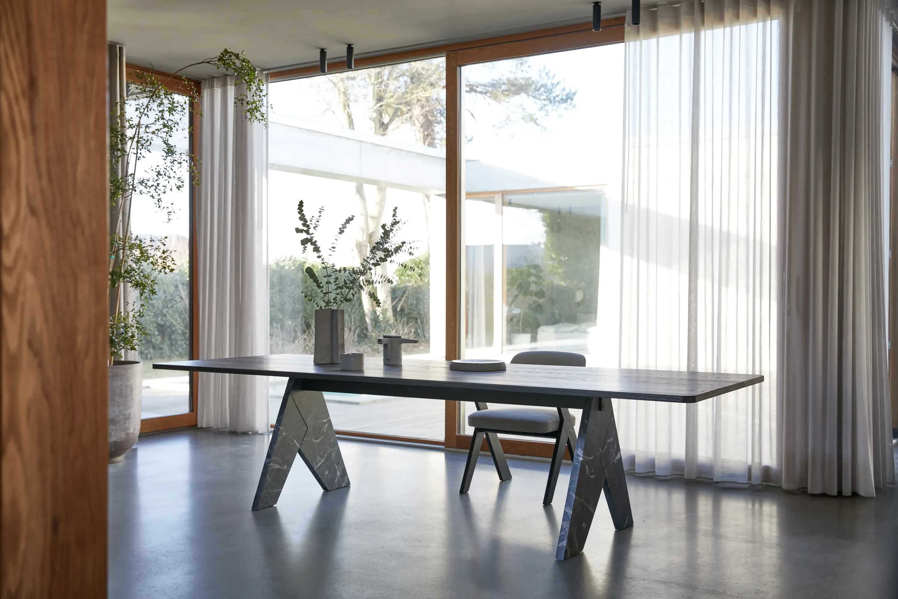more - Avar I table