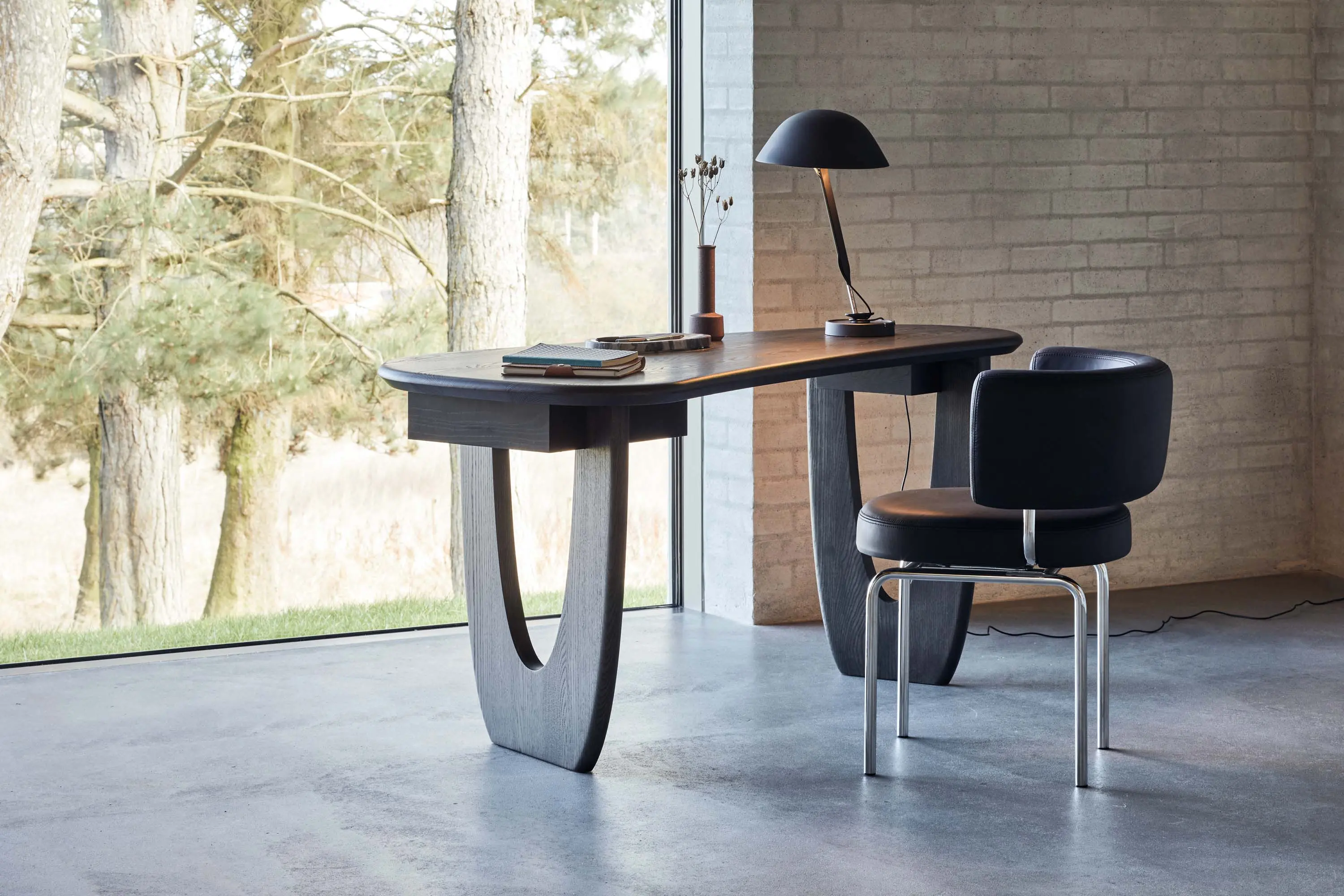 more - Cala I desk