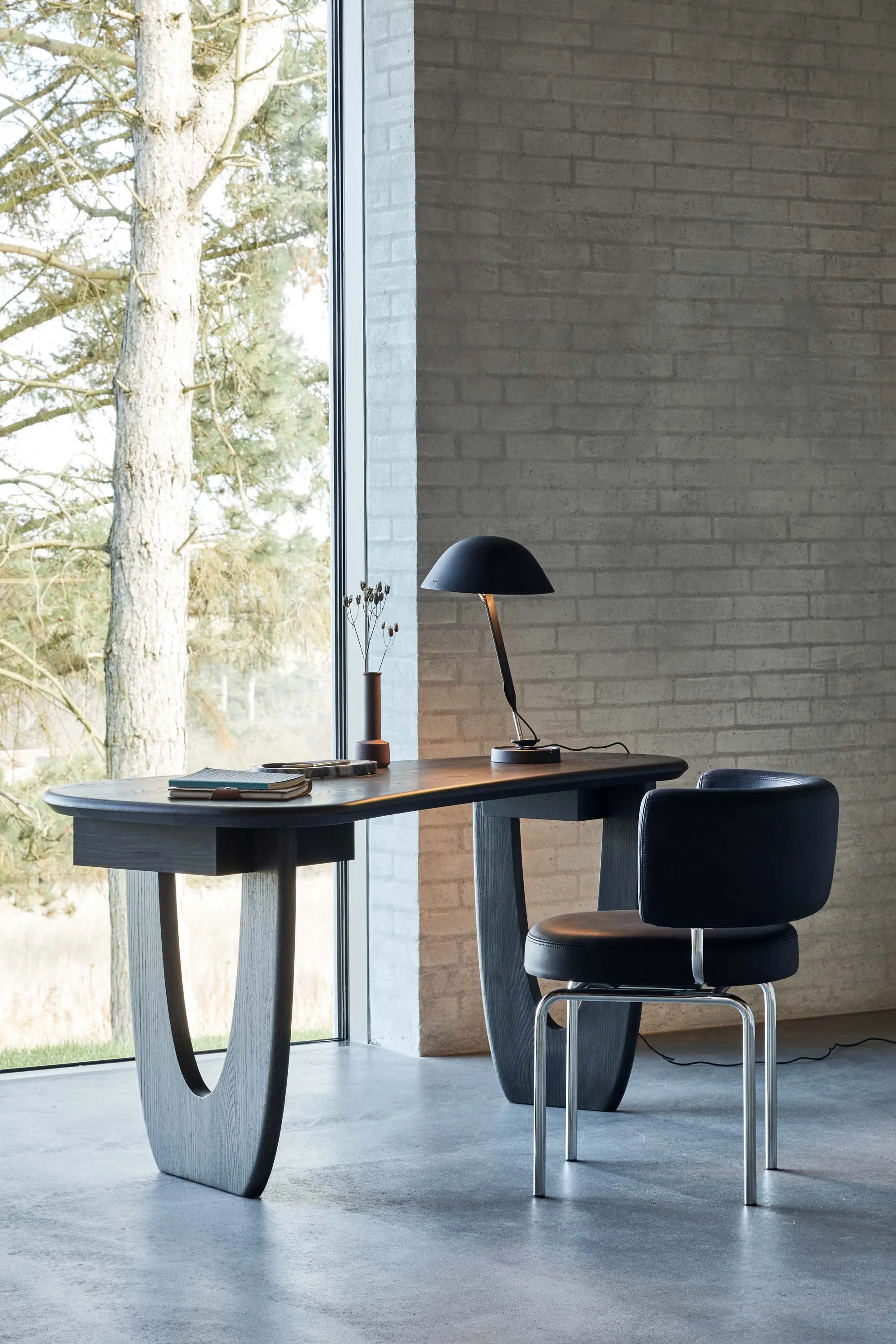 more - Cala I desk