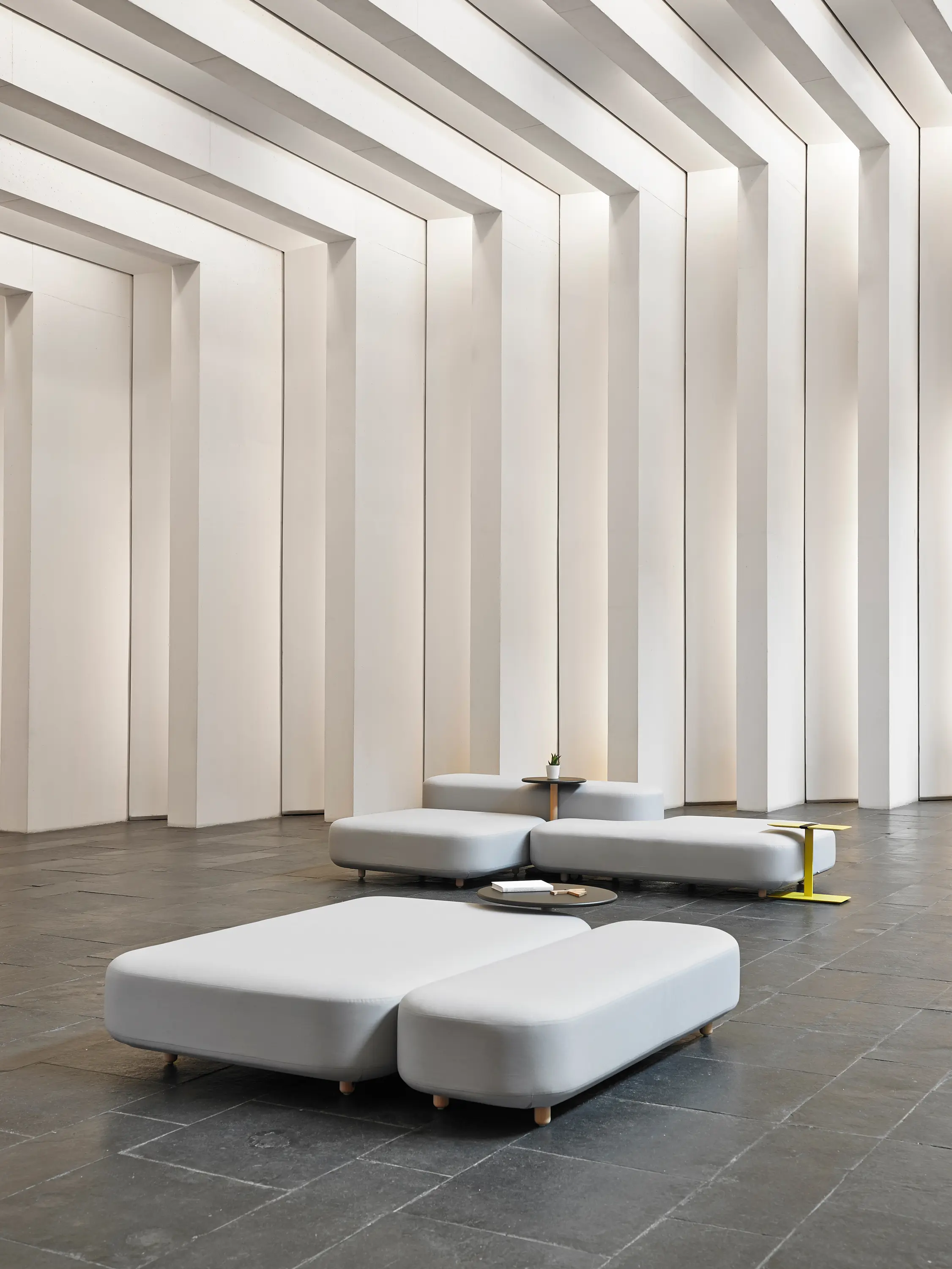 COMMON BENCH - Benches from viccarbe | Architonic