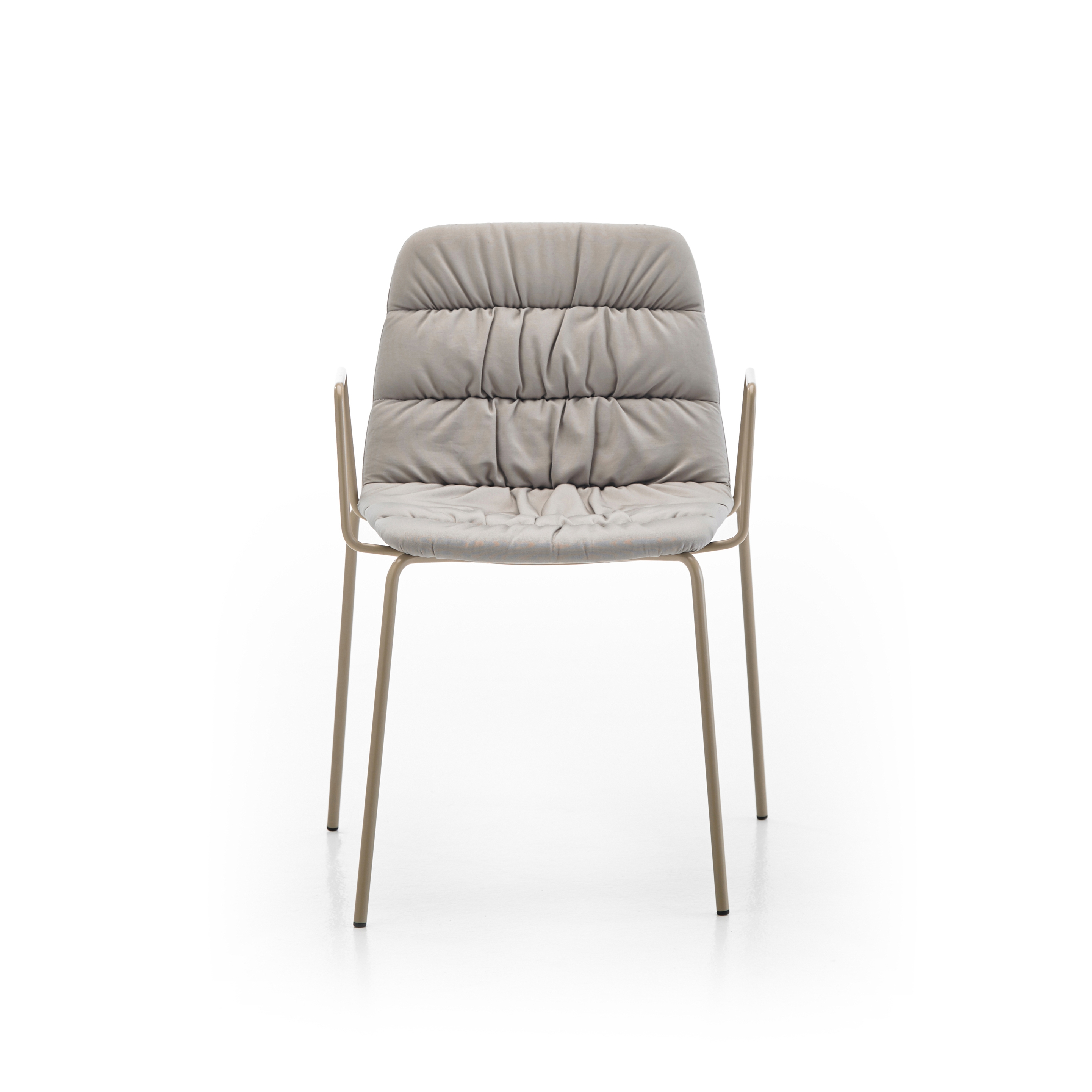 Display product Maarten chair - 4 metal legs base & soft upholstery from manufacturer viccarbe