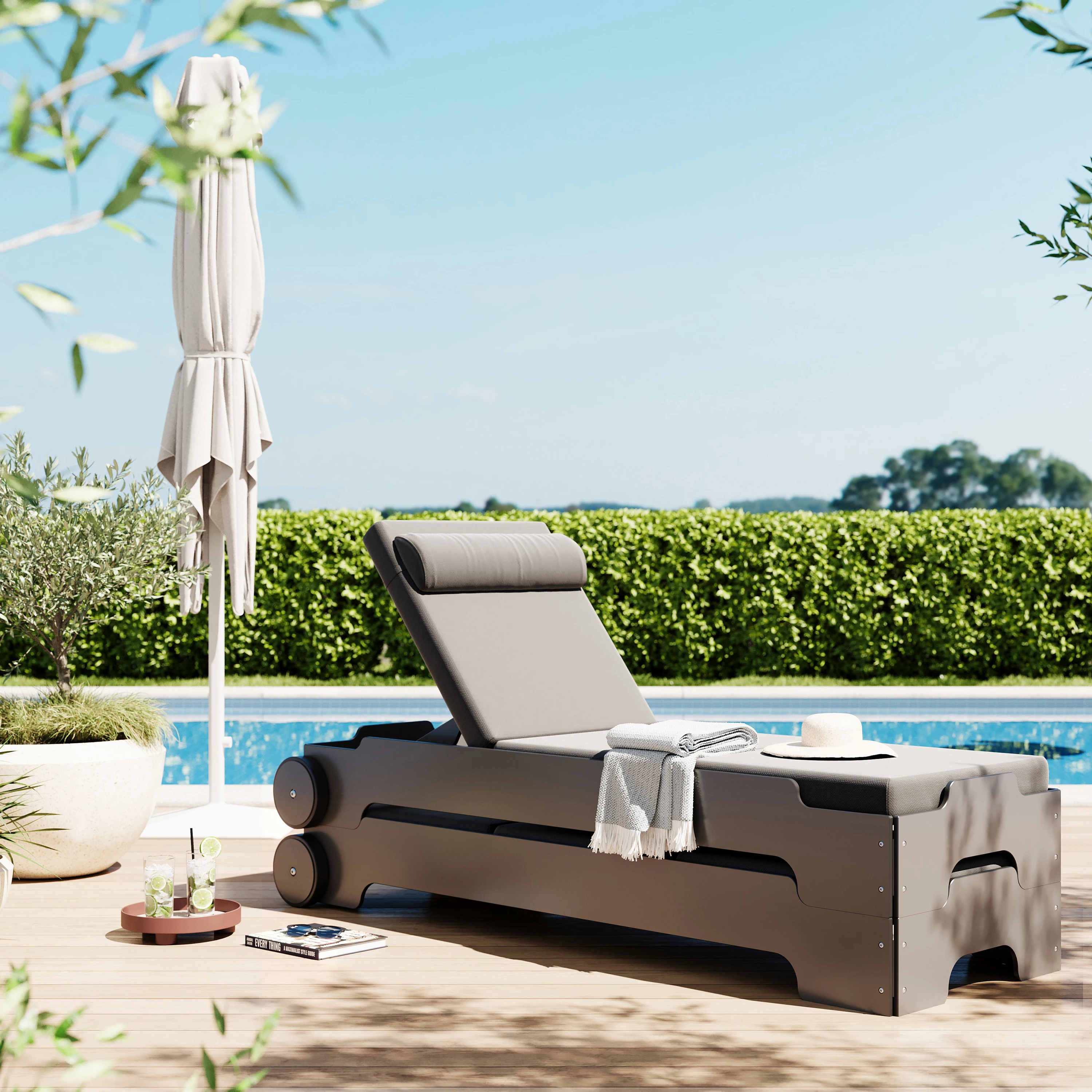 OUTDOOR