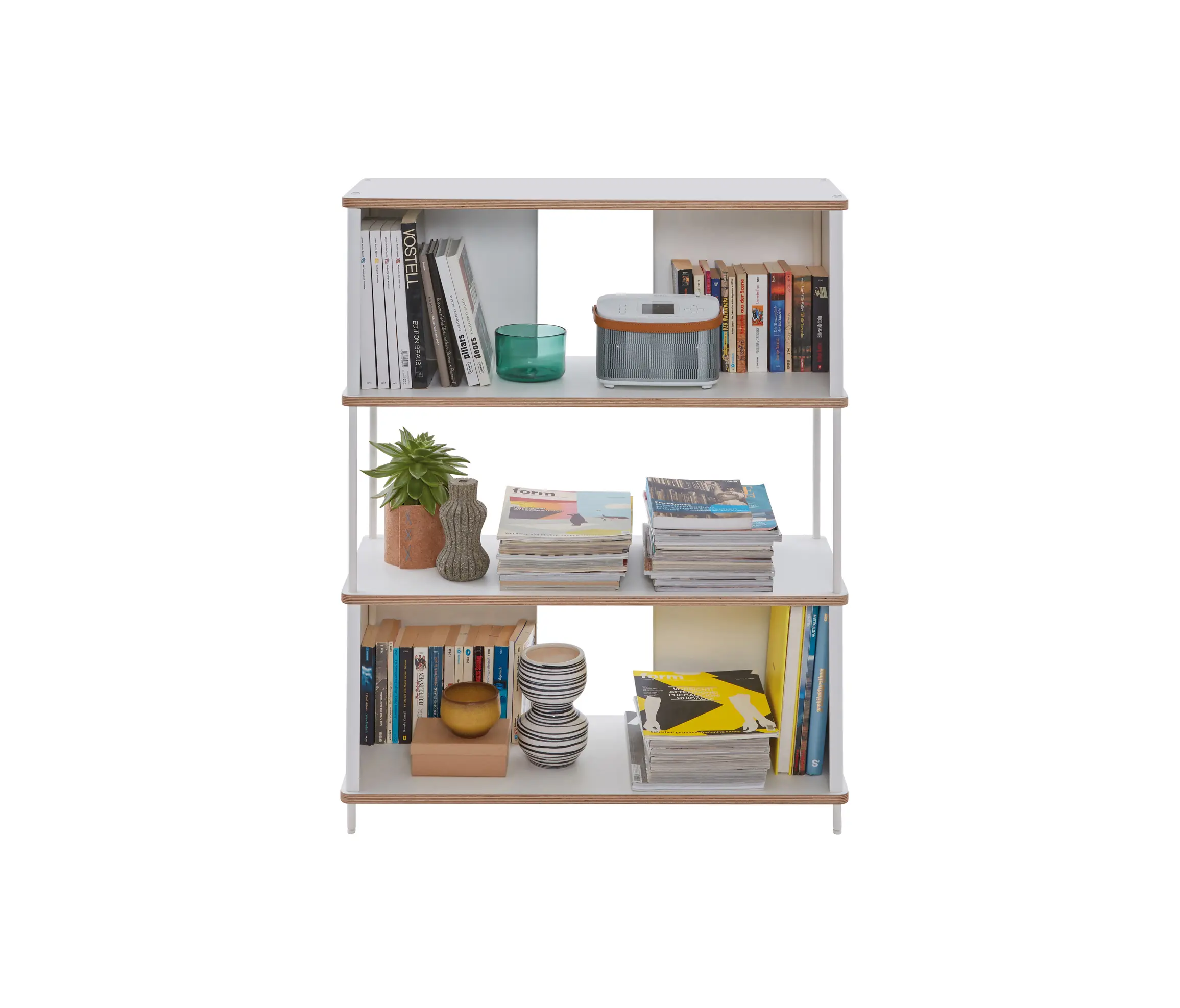 Müller small living - Pal shelf 
laquered in 20 colours
90 cm width