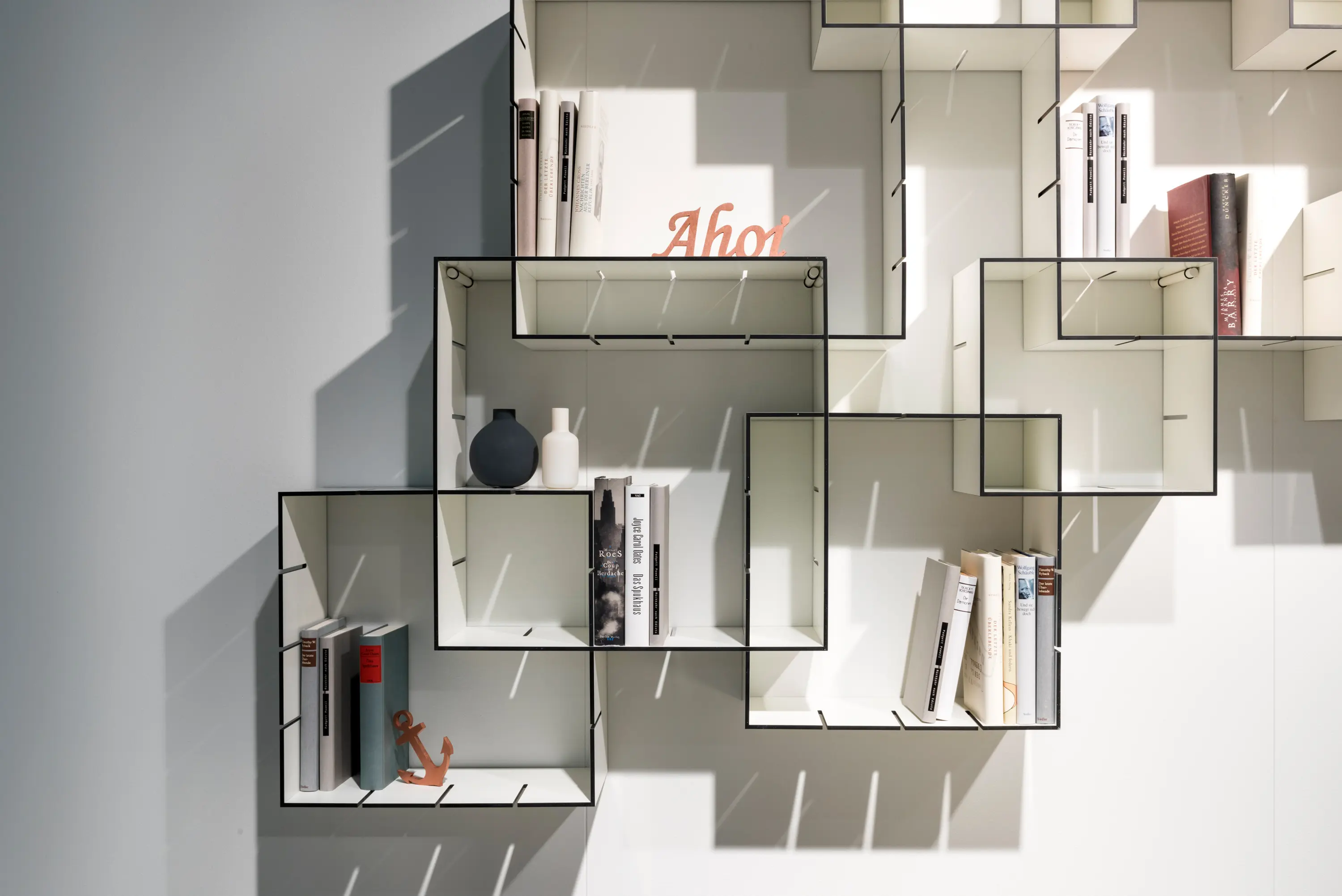 Müller small living - Konnex wall shelf