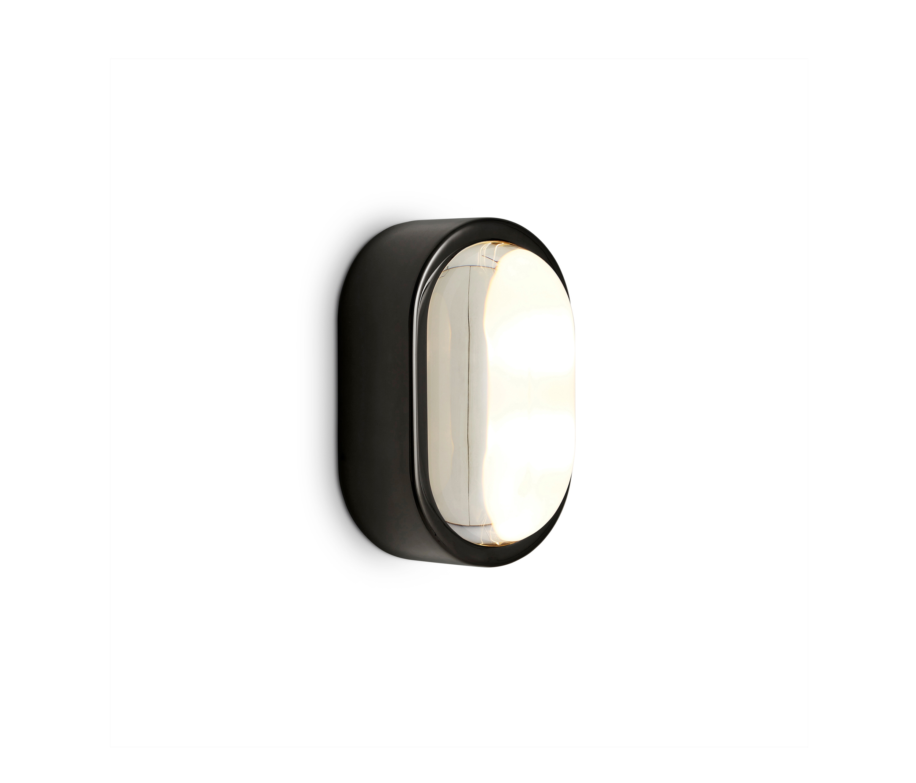 Display product Spot Surface Obround from manufacturer Tom Dixon