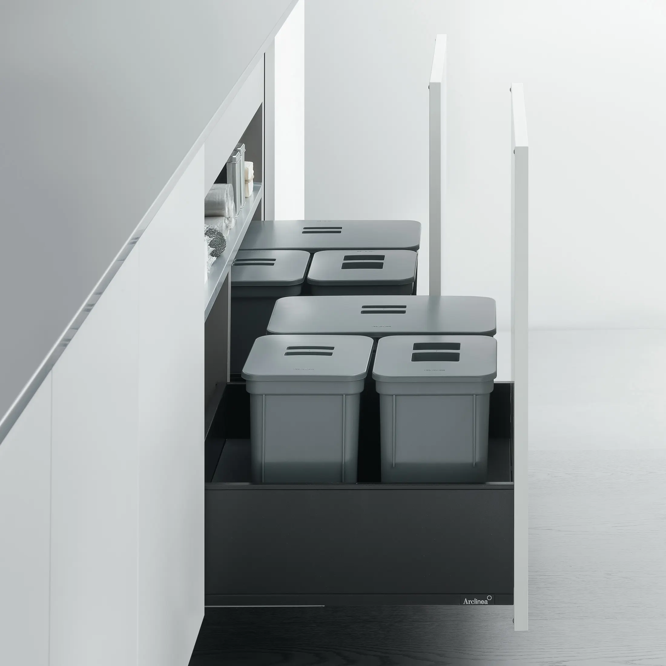 Arclinea - Undersink Unit | Base unit with “big bin” separate waste disposal system