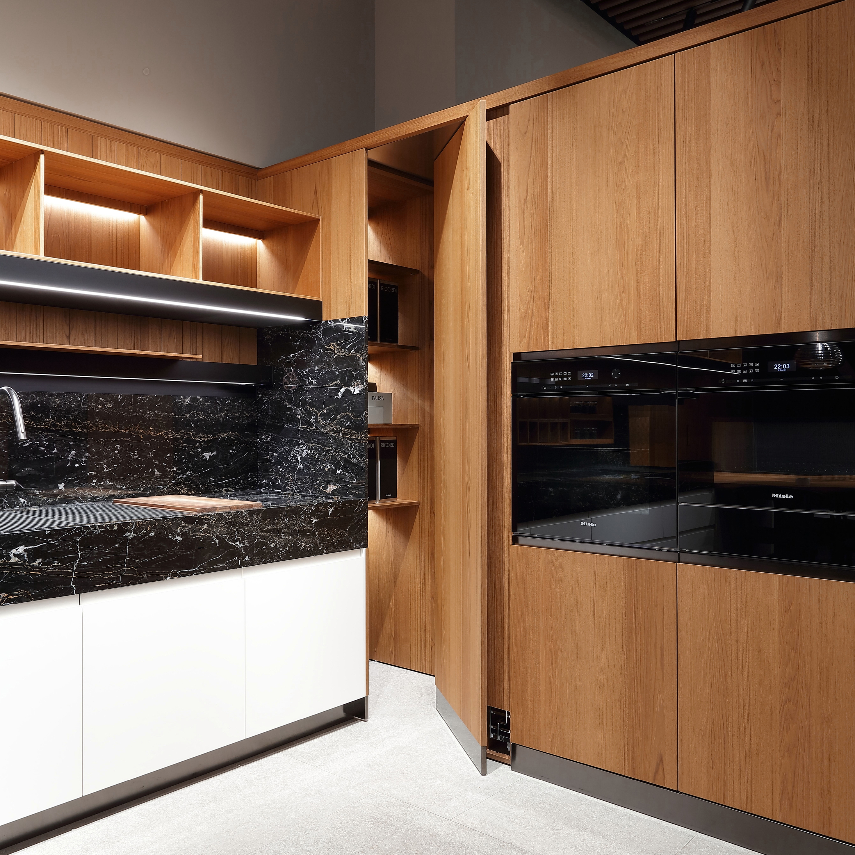 Mostrar el producto Wic (Walk-In-Closet) del fabricante Arclinea