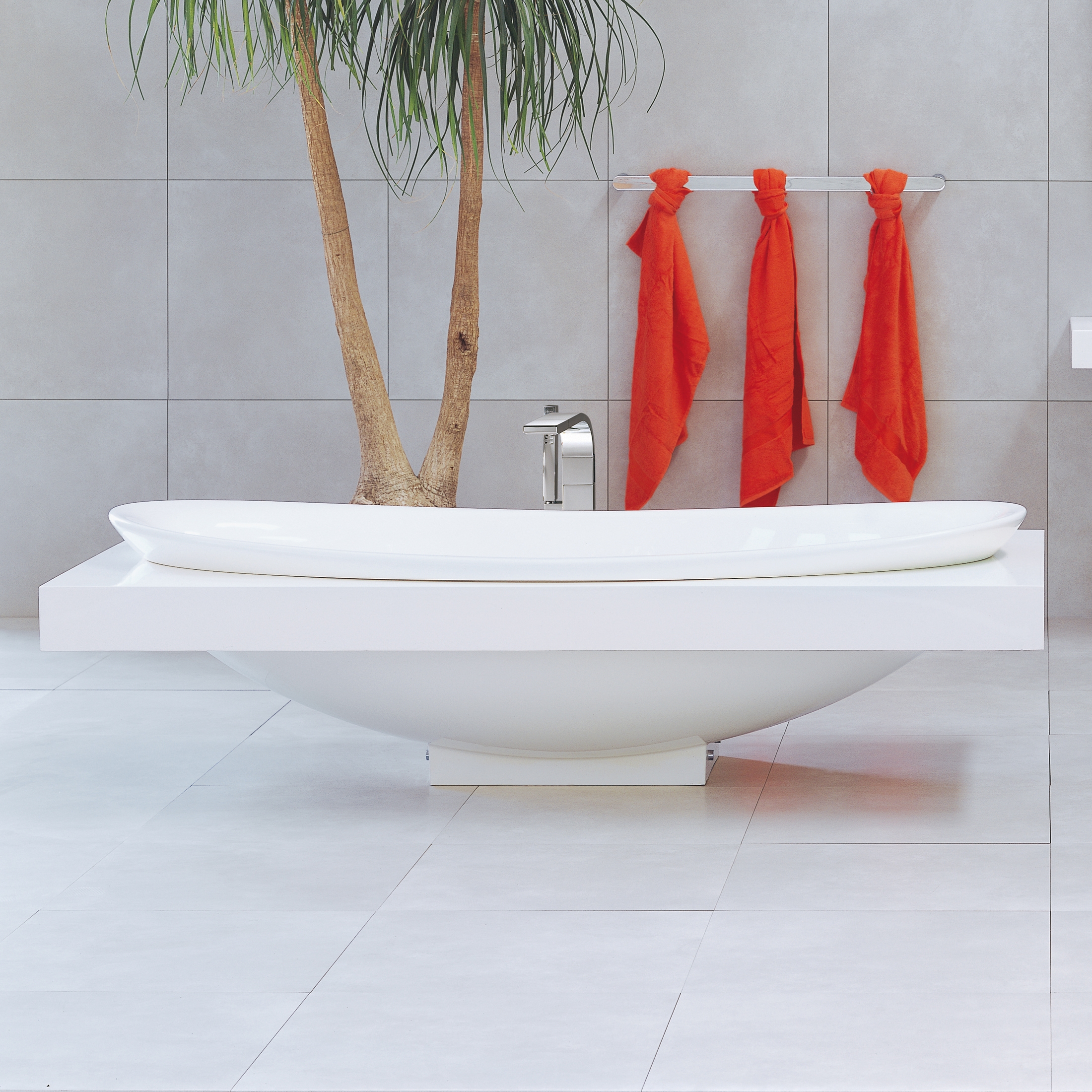 Produkt IO bath-tub des Herstellers Ceramica Flaminia anzeigen