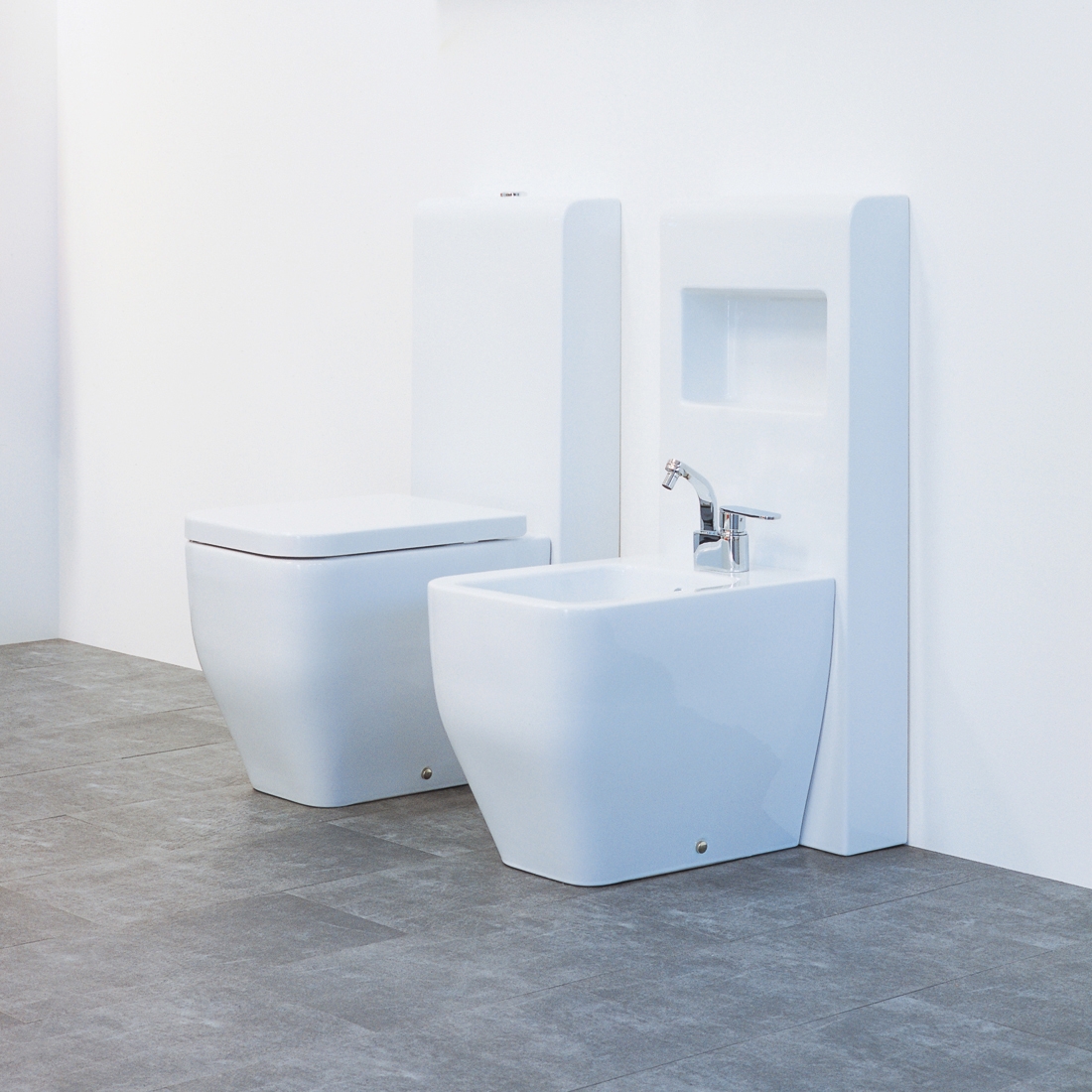 Mostrar el producto Niagara  wc I bidet del fabricante Ceramica Flaminia