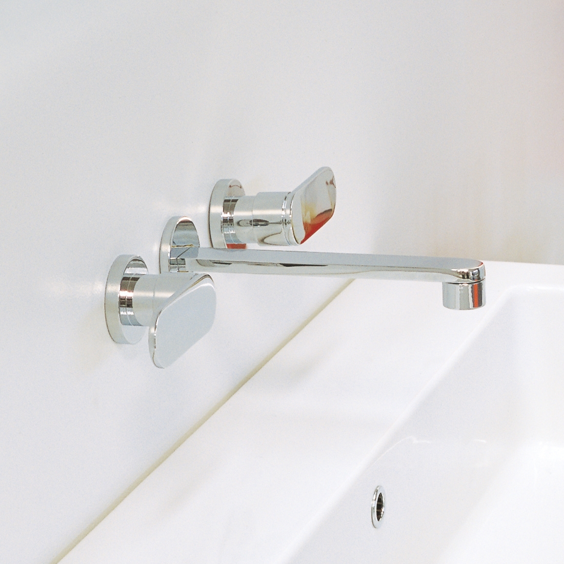 Display product One mixer from manufacturer Ceramica Flaminia