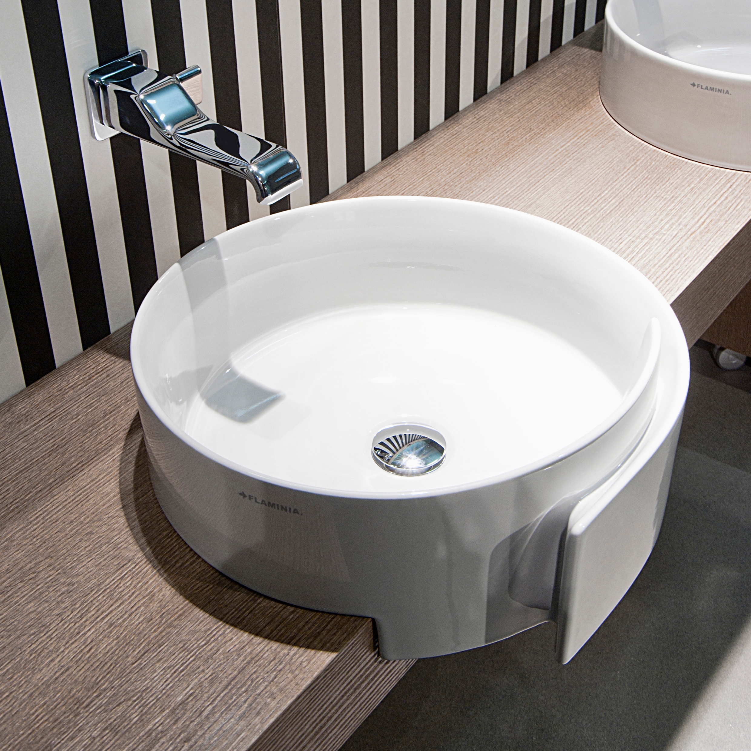 Produkt Roll basin des Herstellers Ceramica Flaminia anzeigen