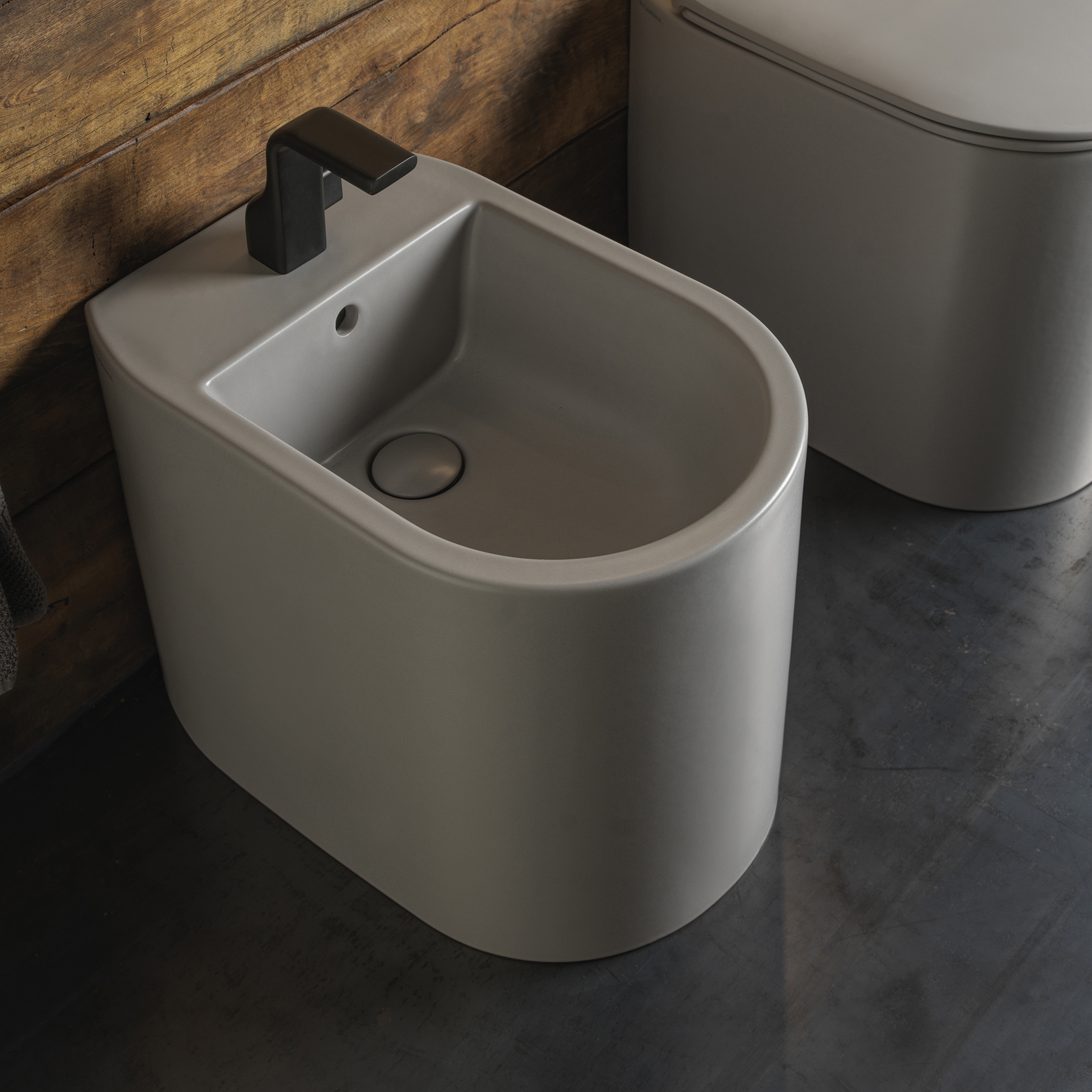 Produkt Astra bidet des Herstellers Ceramica Flaminia anzeigen