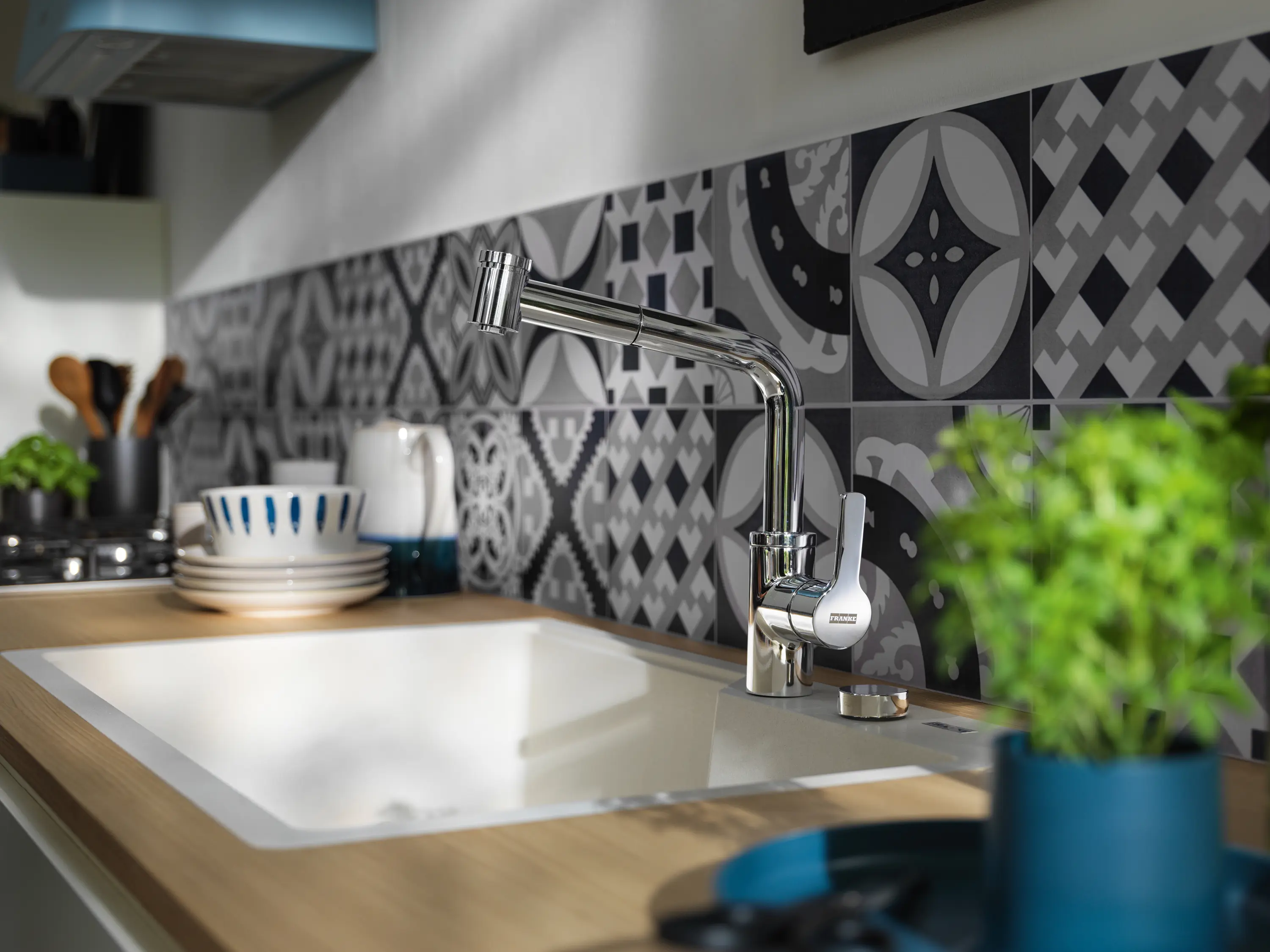 Franke Home Solutions - Urban Sink UBG 610-78 Fragranite Vanilla