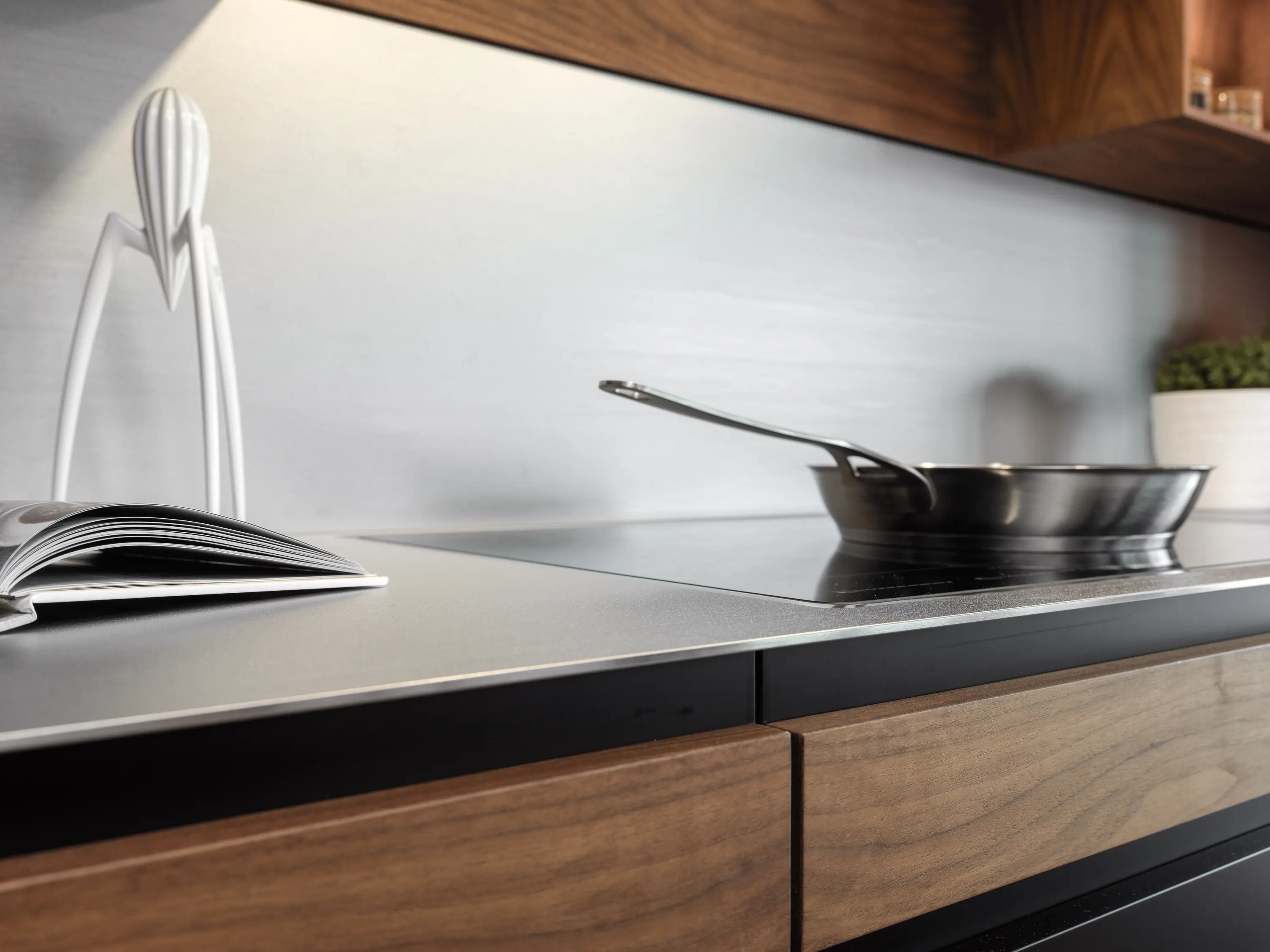 Franke Home Solutions - Frames By Franke Cappa Fs Dw 866 Xs Bk Inox Satinato - Cristallo Nero