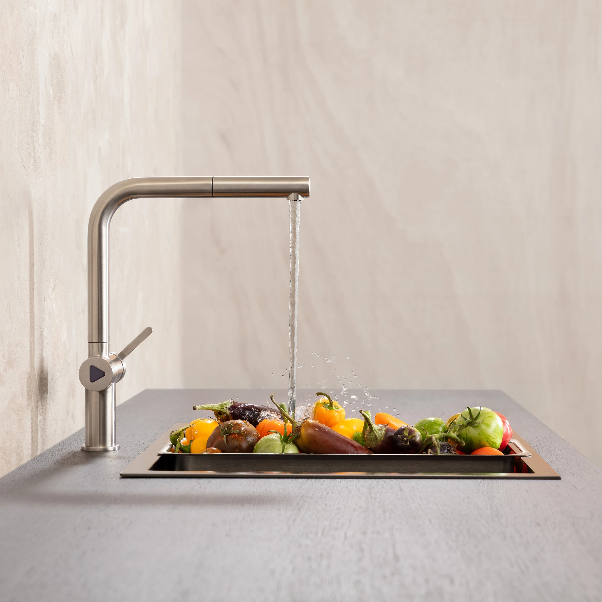 KWC KITCHEN FAUCETS