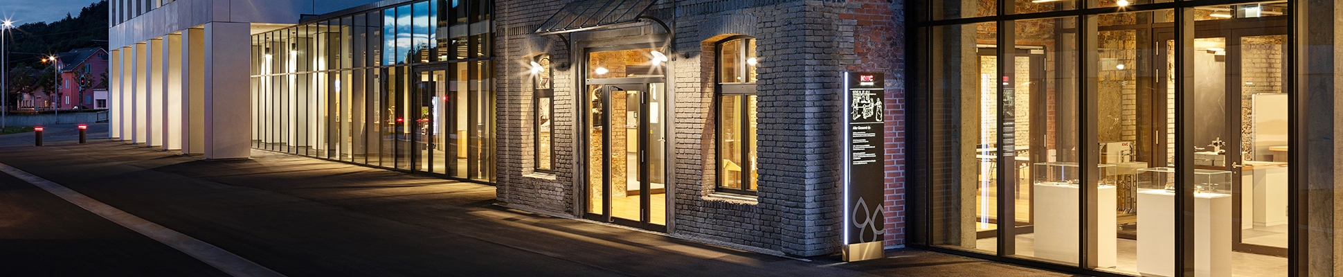 Discover the world of manufacturer KWC Home