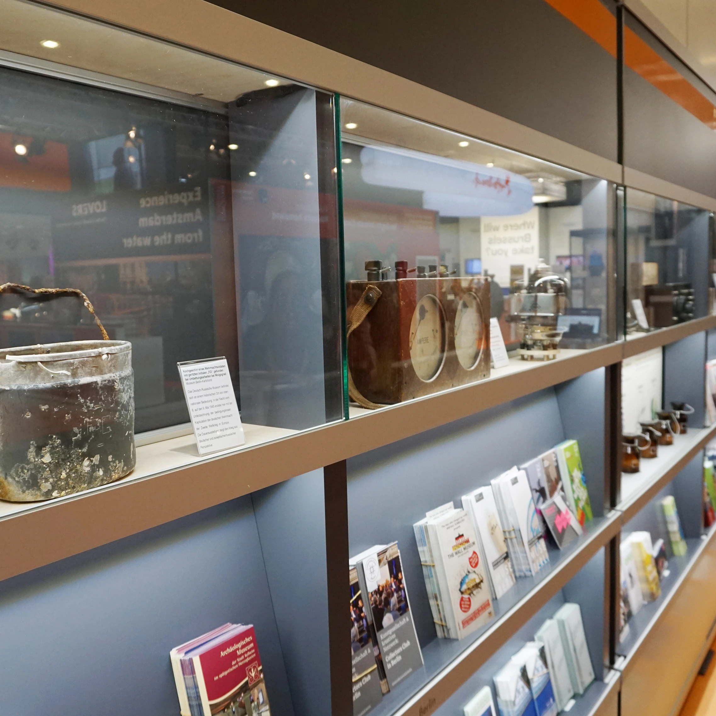 EXHIBITION SYSTEM