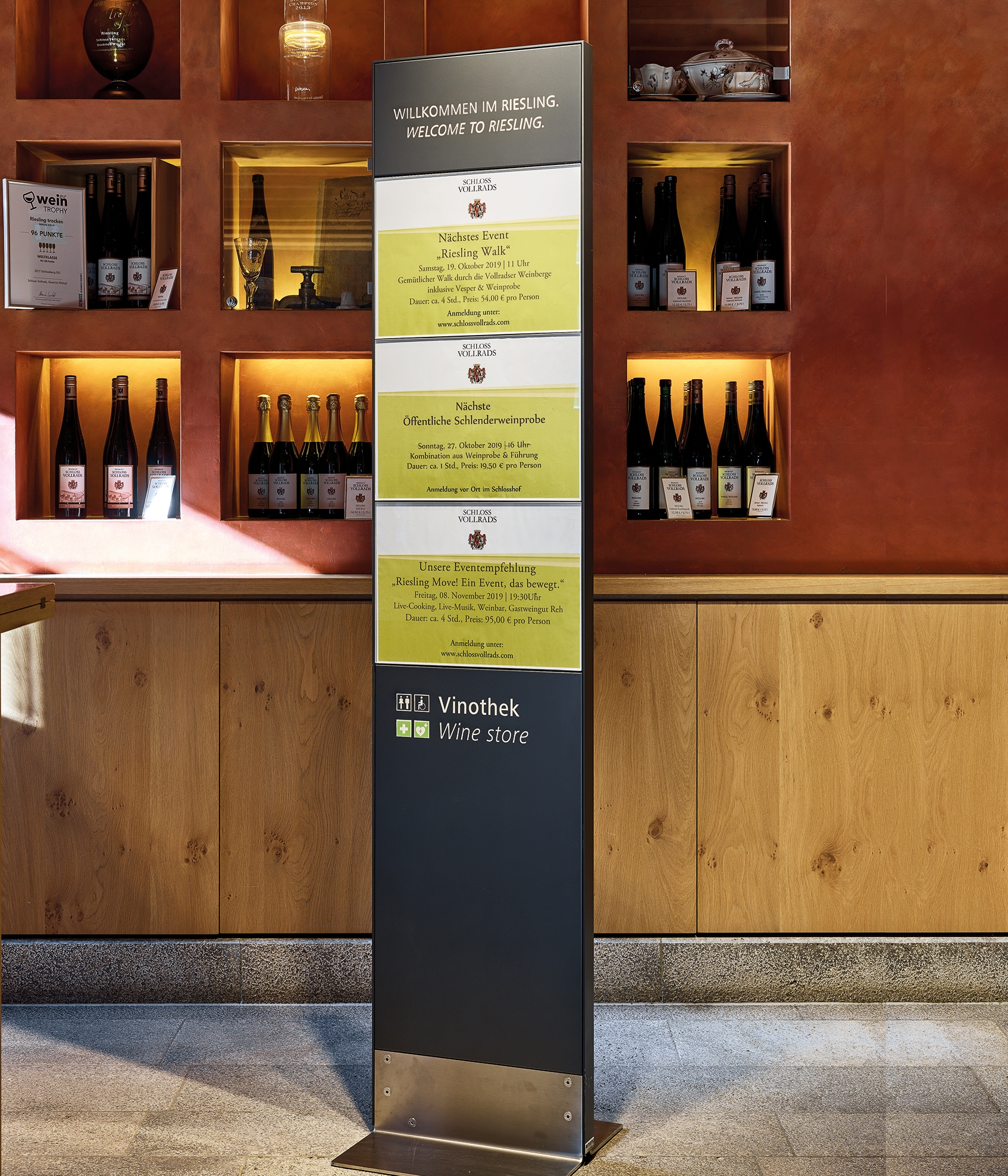 Mostra il prodotto Overview freestanding QM del produttore Meng Informationstechnik