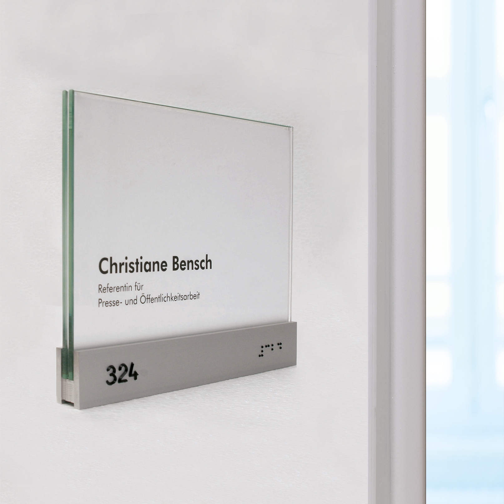 Mostra il prodotto Doorplate glass sandwich clip TNTSC del produttore Meng Informationstechnik