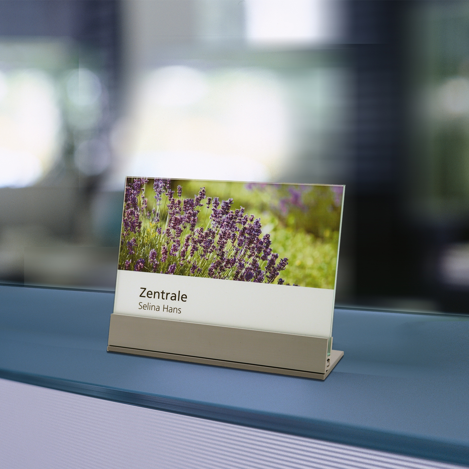 Mostra il prodotto Desk sign glass TNVT del produttore Meng Informationstechnik