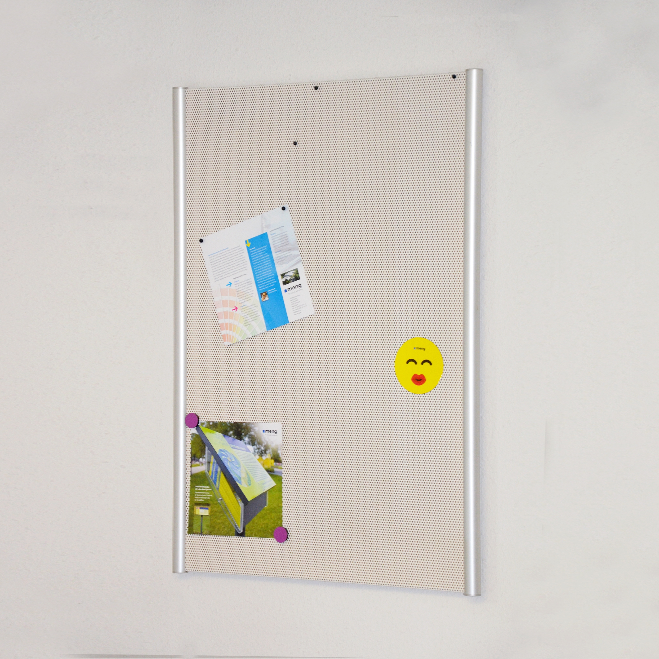 Mostra il prodotto Pin/magnet board RVP del produttore Meng Informationstechnik