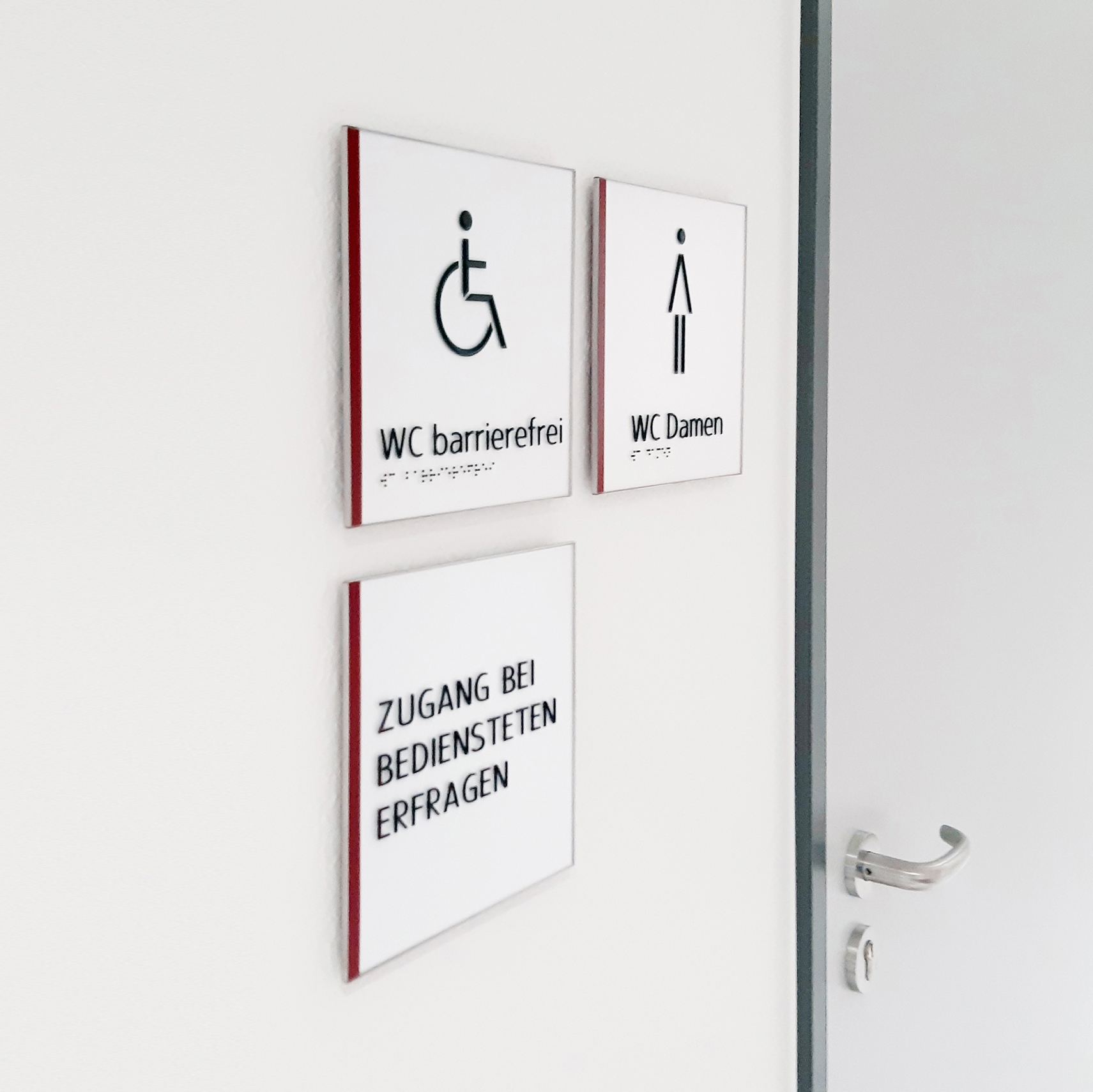 Afficher le produit Doorplate QTE tactile du fabricant Meng Informationstechnik